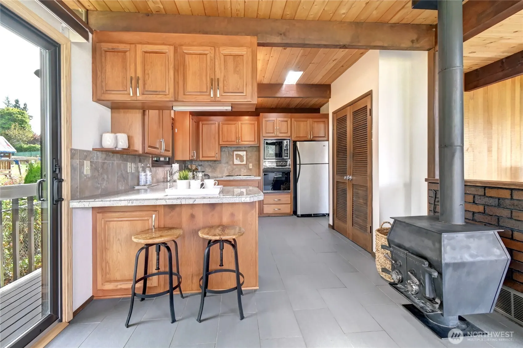 3707 Shelby Road , Lynnwood, WA 98087