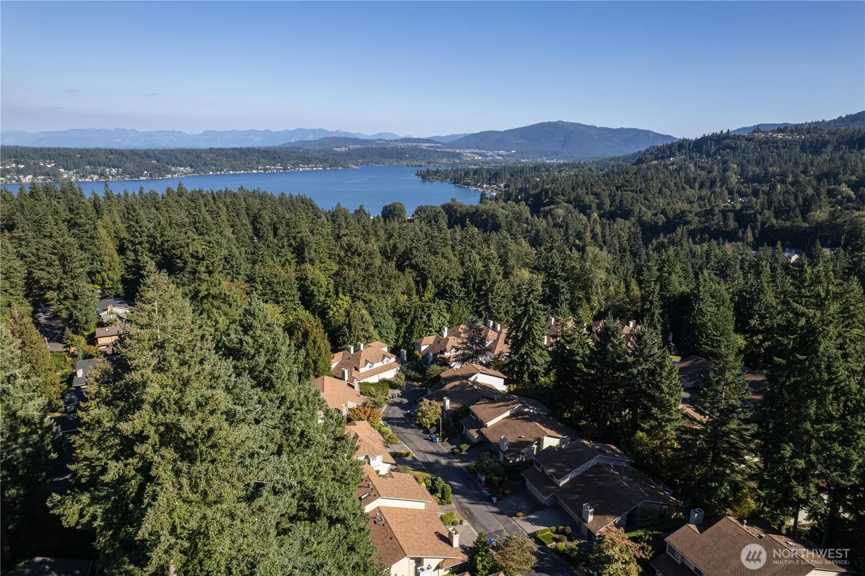 16181 SE 33rd Circle , Bellevue, WA 98008