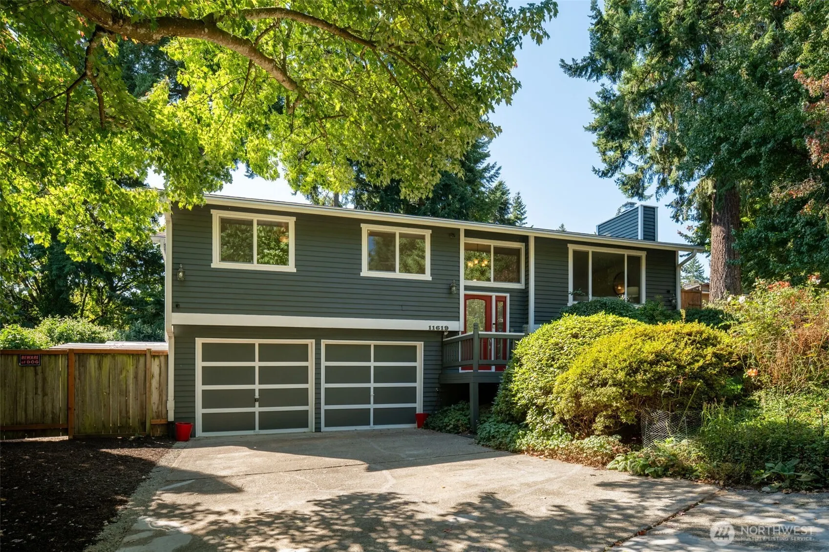 11619 NE 97th Street , Kirkland, WA 98033