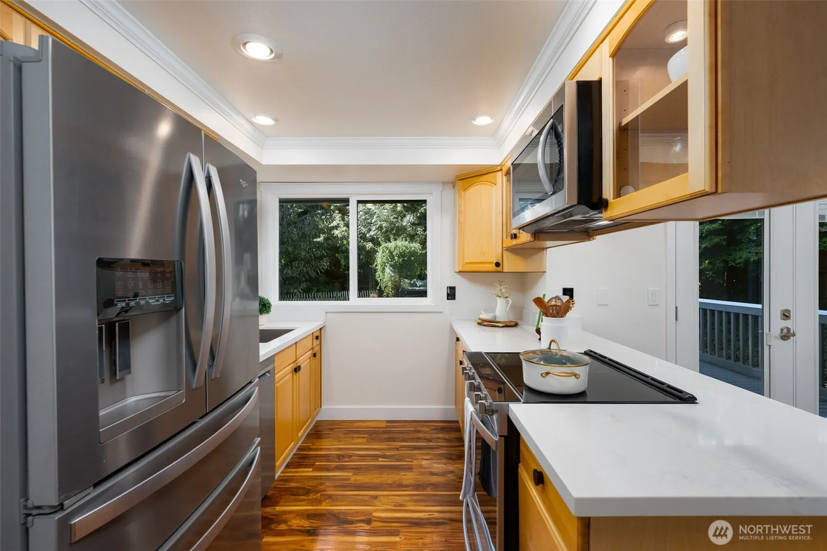 11619 NE 97th Street , Kirkland, WA 98033