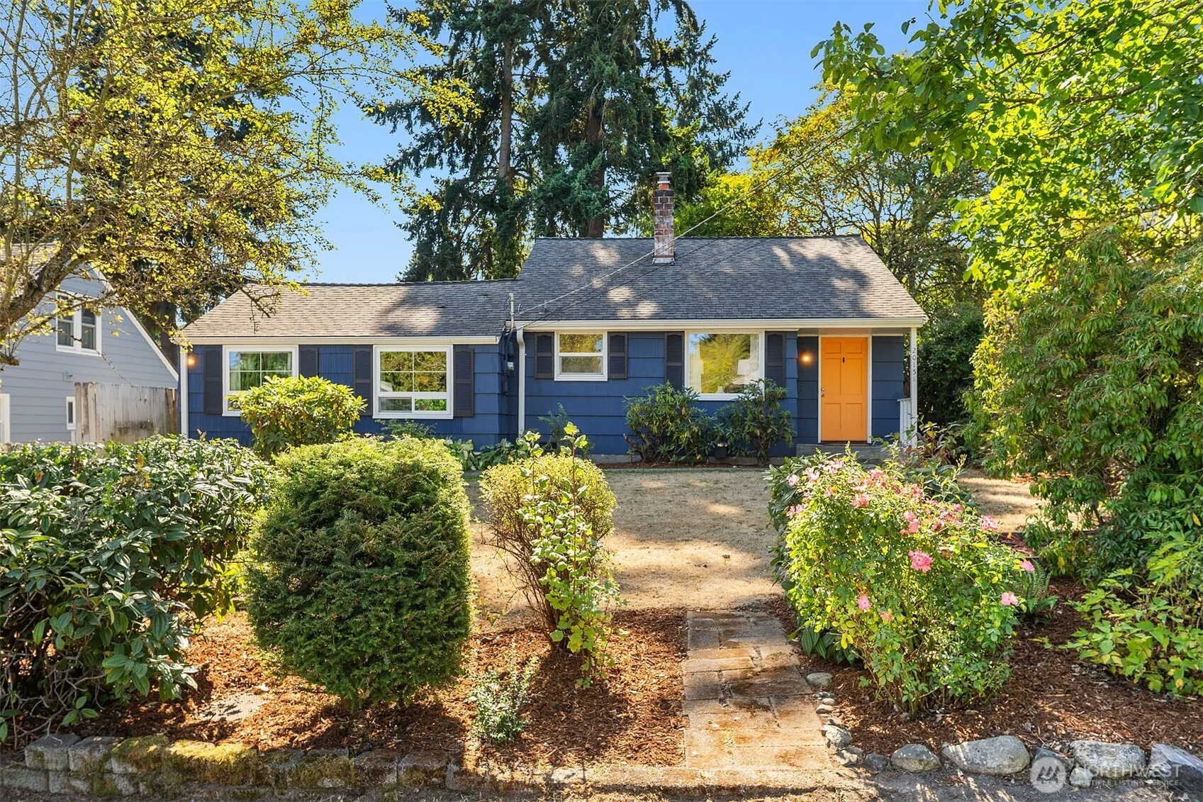 2015 N 143 Street , Seattle, WA 98133-7251