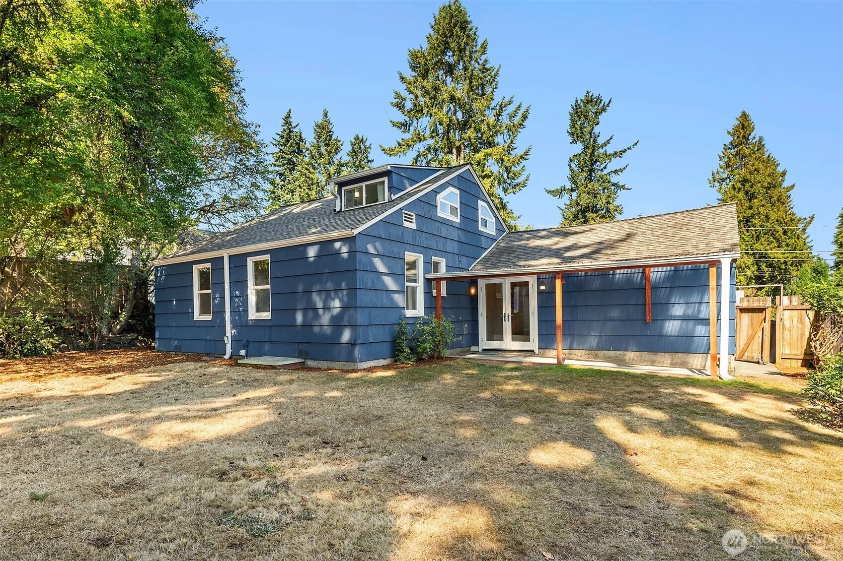 2015 N 143 Street , Seattle, WA 98133-7251
