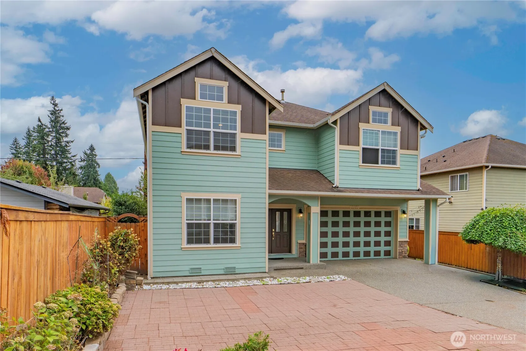 20352 105th Court SE, Kent, WA 98031