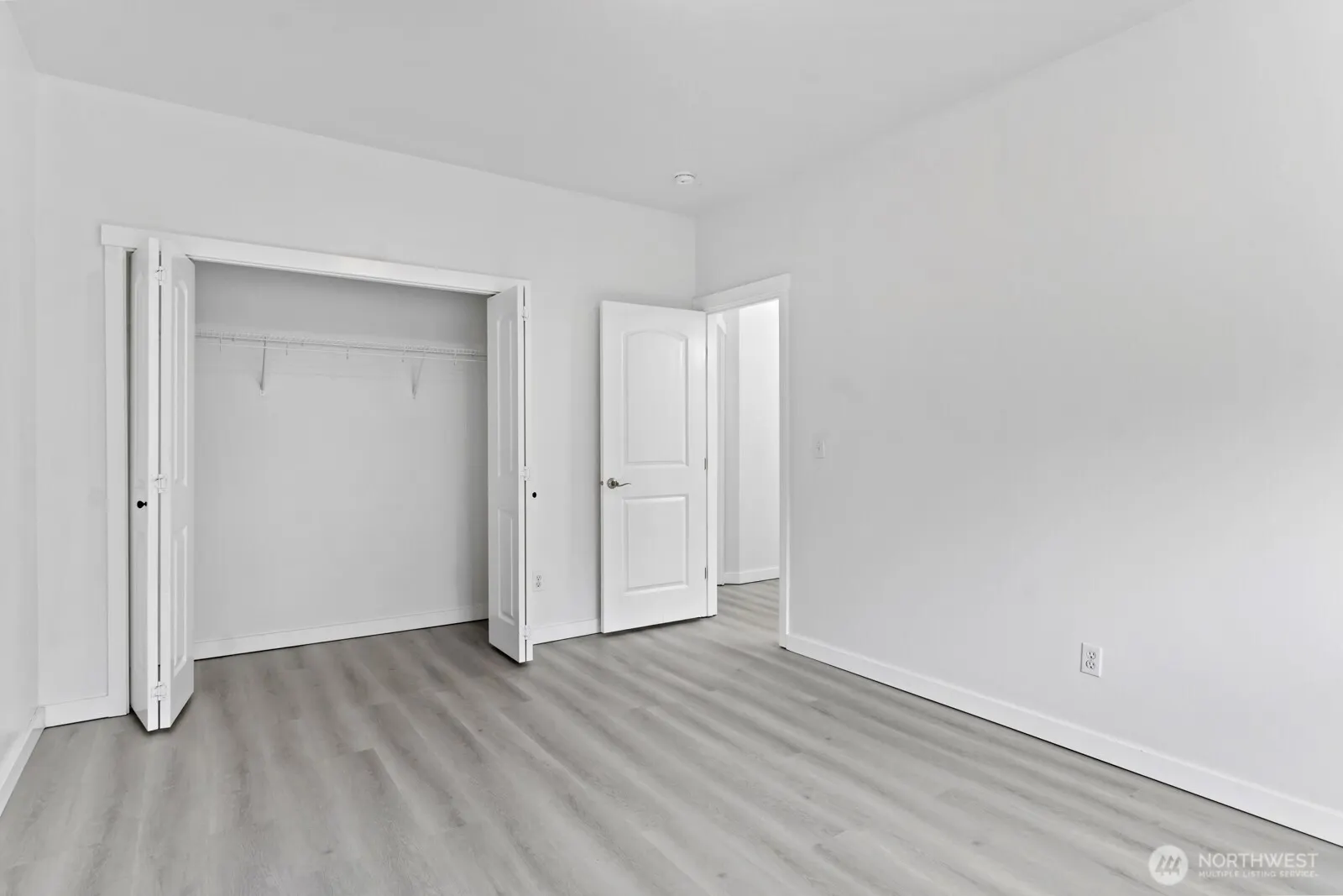 20352 105th Court SE, Kent, WA 98031