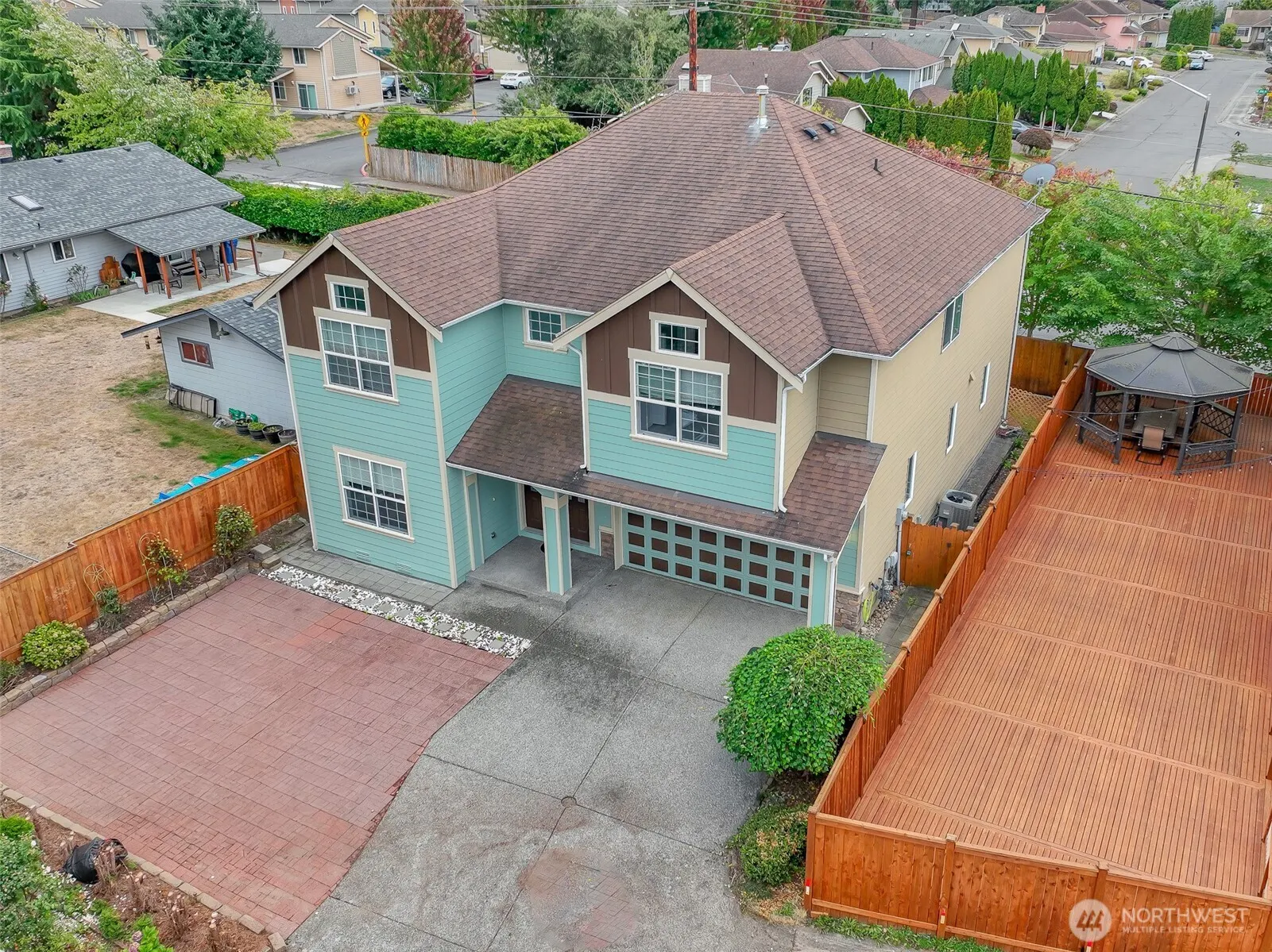 20352 105th Court SE, Kent, WA 98031