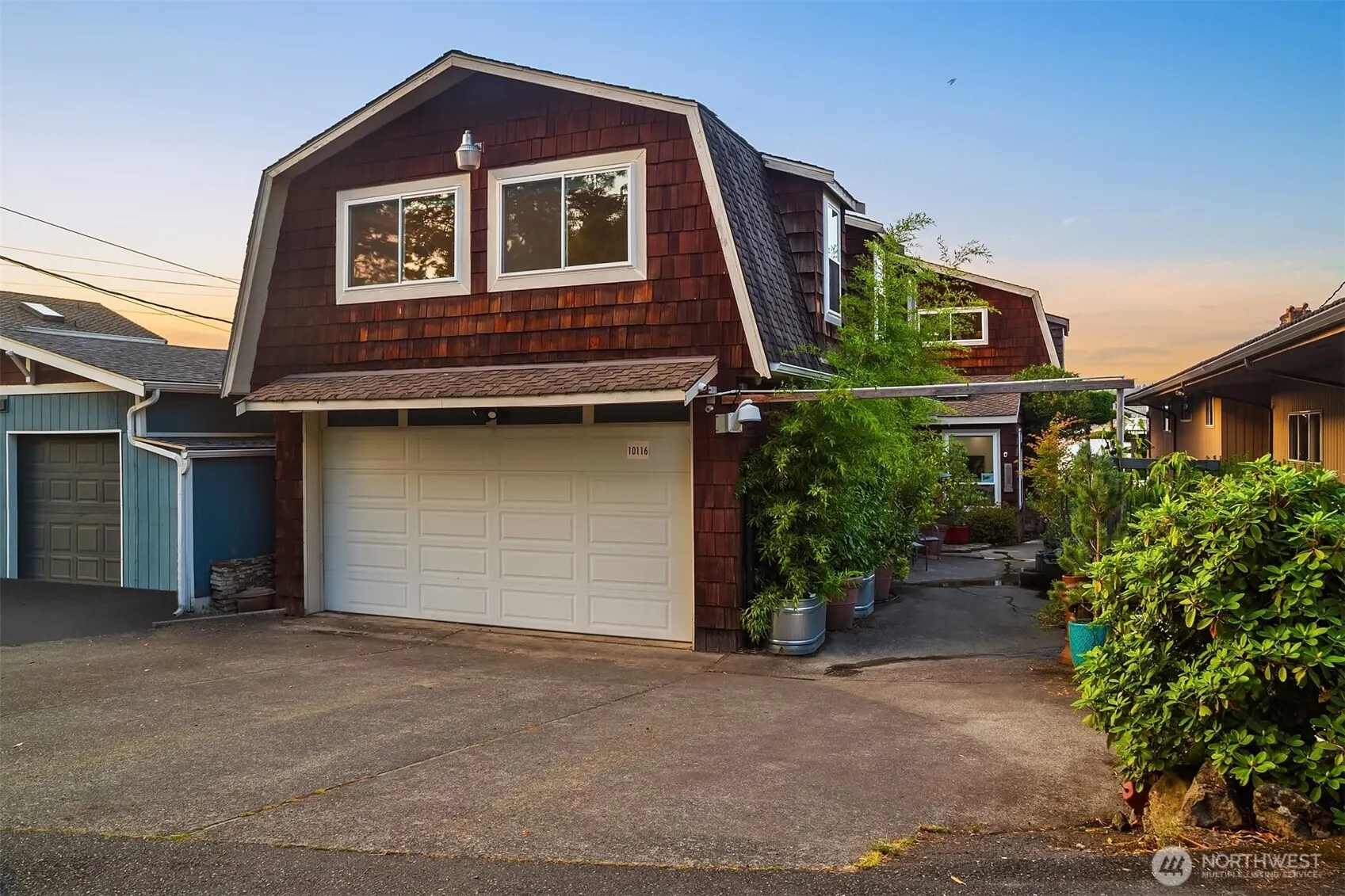 10116 Rainier Avenue S, Seattle, WA 98178-2610