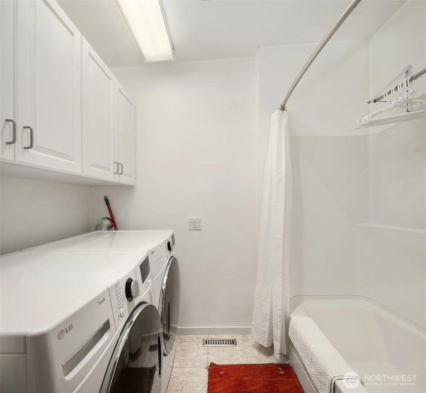10116 Rainier Avenue S, Seattle, WA 98178-2610
