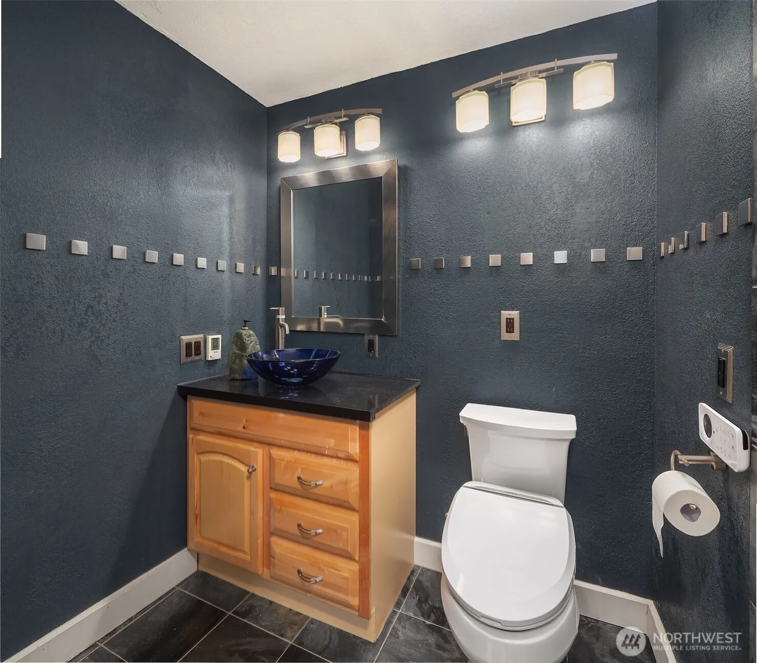 10116 Rainier Avenue S, Seattle, WA 98178-2610