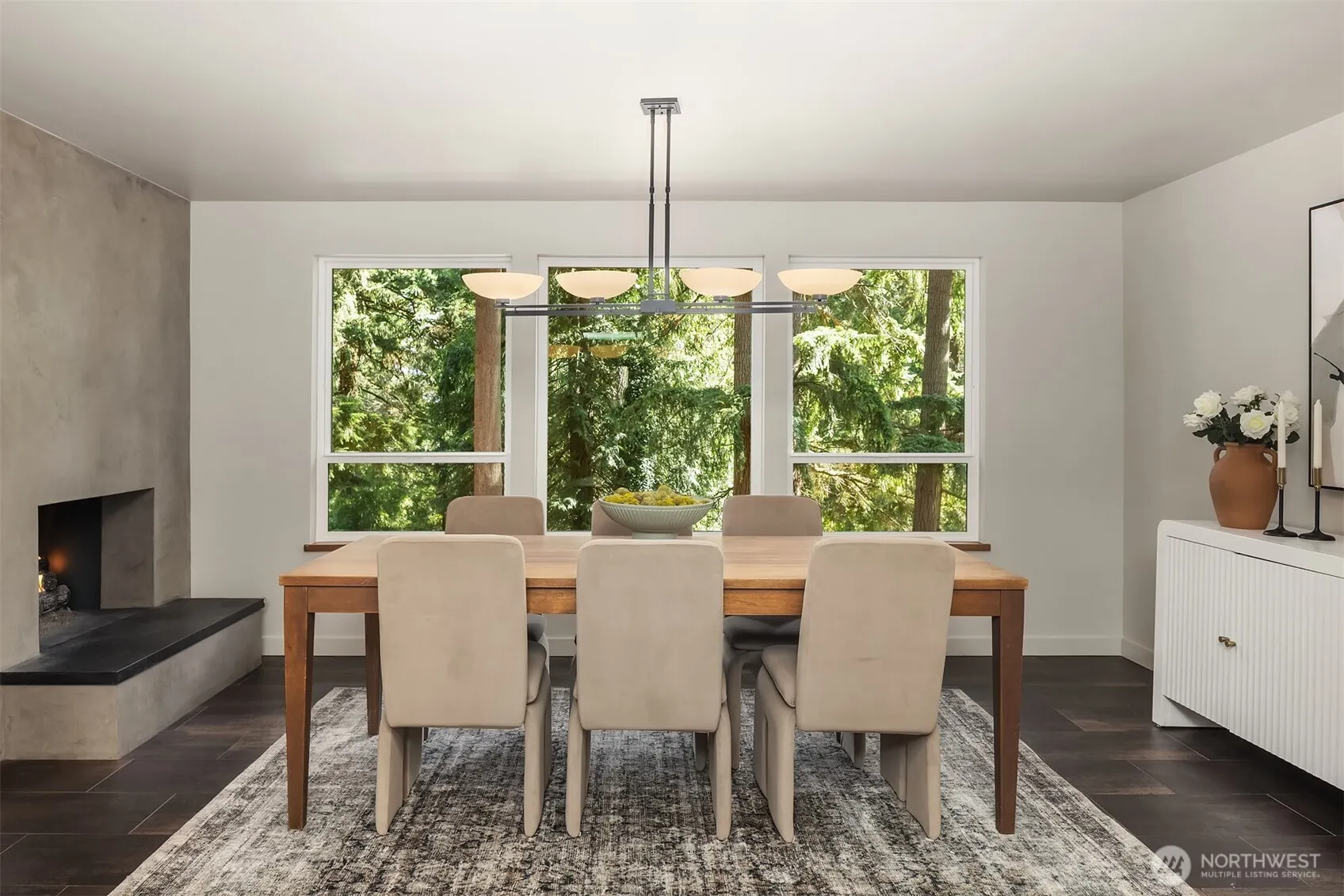 18610 SE 58th Street , Issaquah, WA 98027-8511