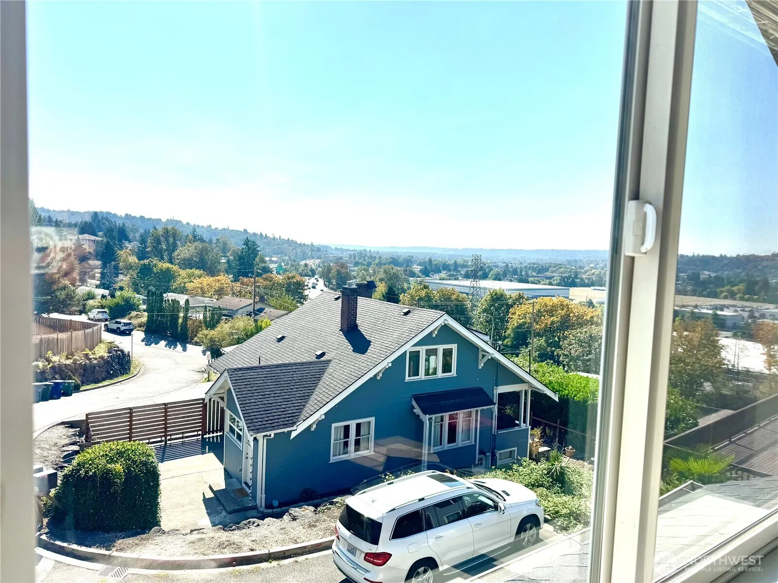665 Blaine Court NE, Renton, WA 98056