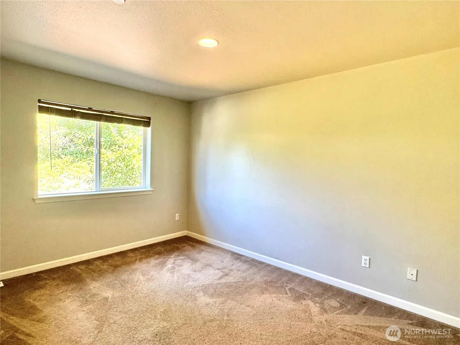 665 Blaine Court NE, Renton, WA 98056