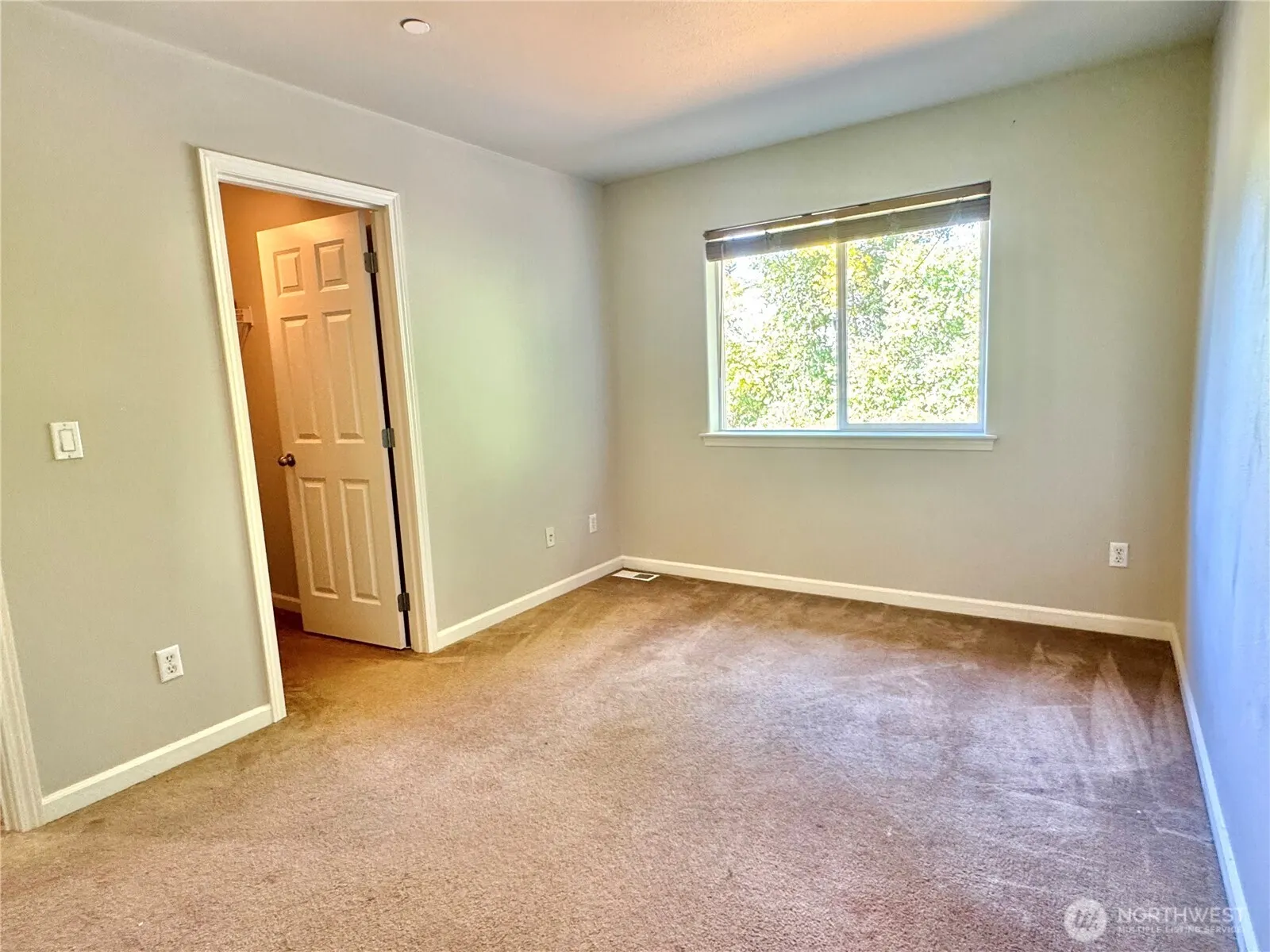 665 Blaine Court NE, Renton, WA 98056
