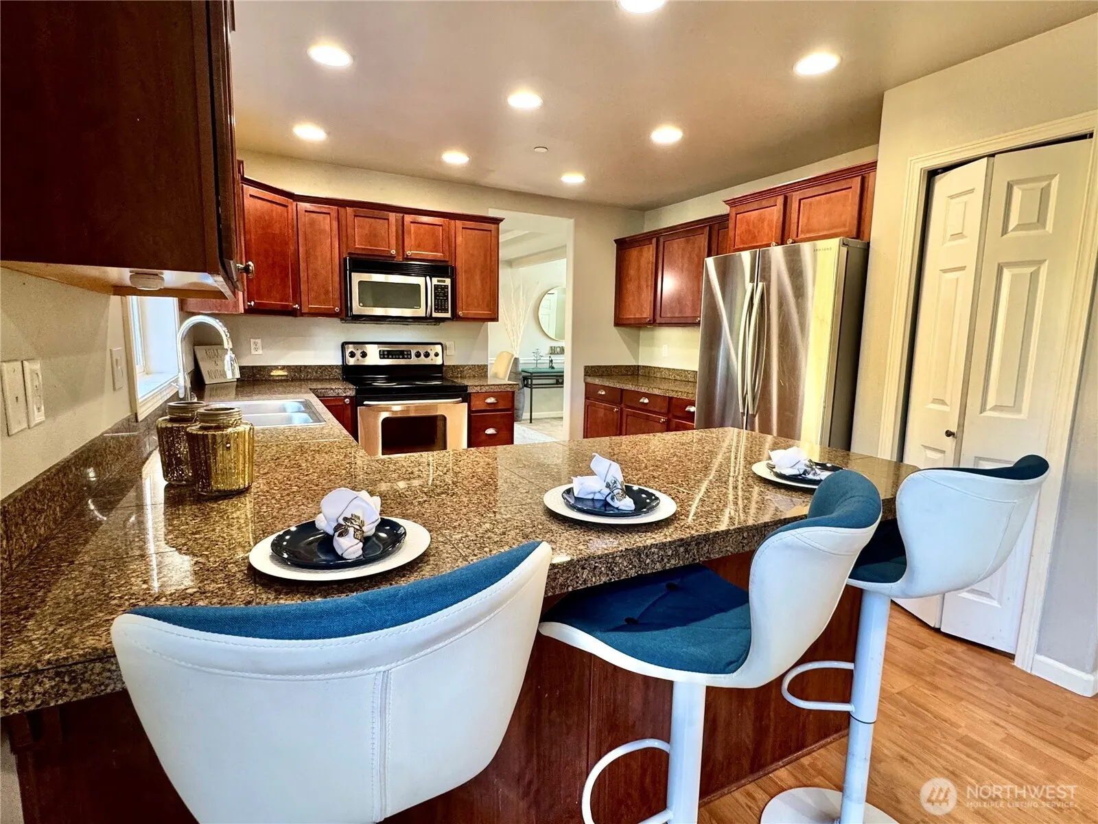 665 Blaine Court NE, Renton, WA 98056