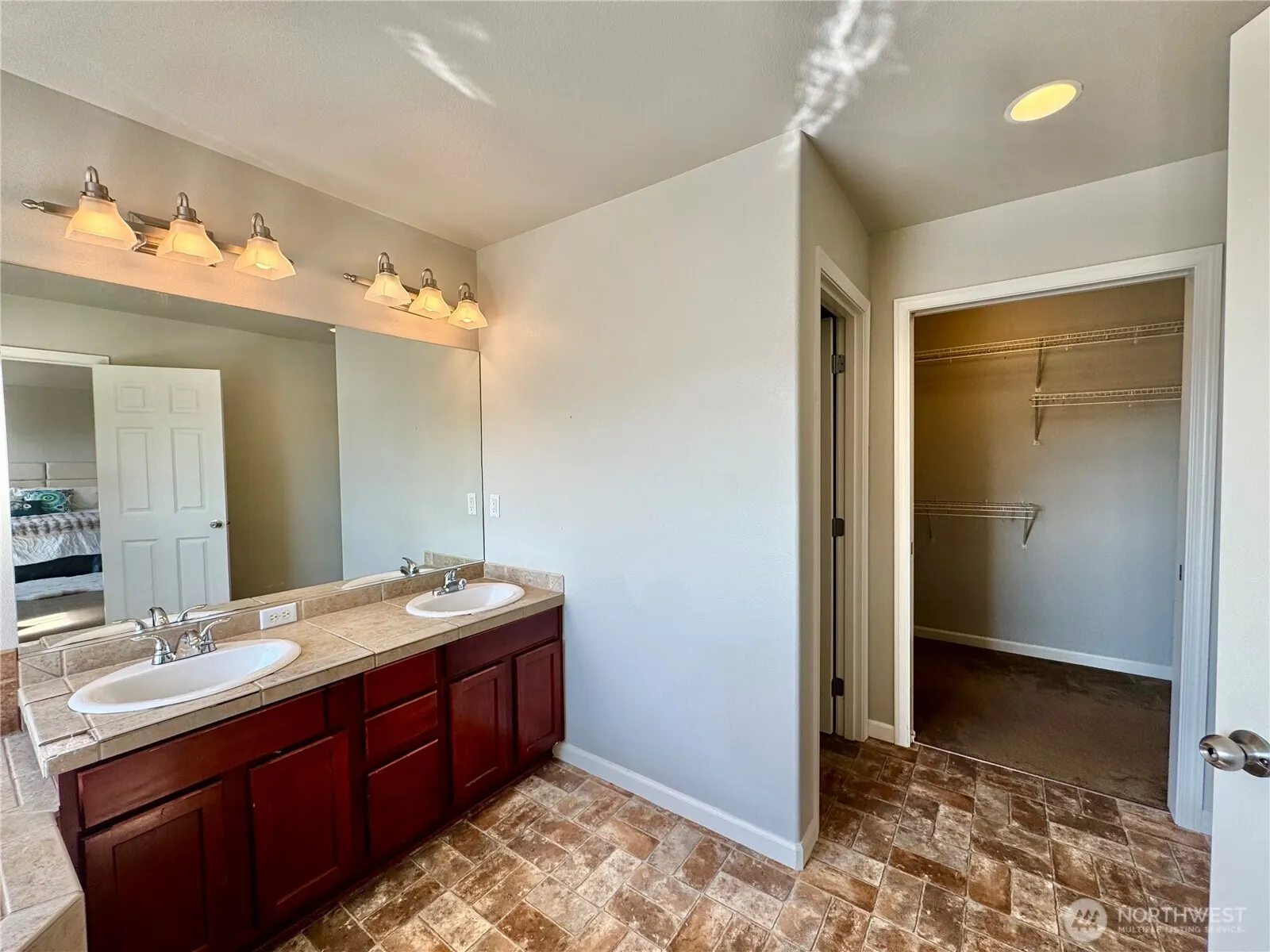 665 Blaine Court NE, Renton, WA 98056