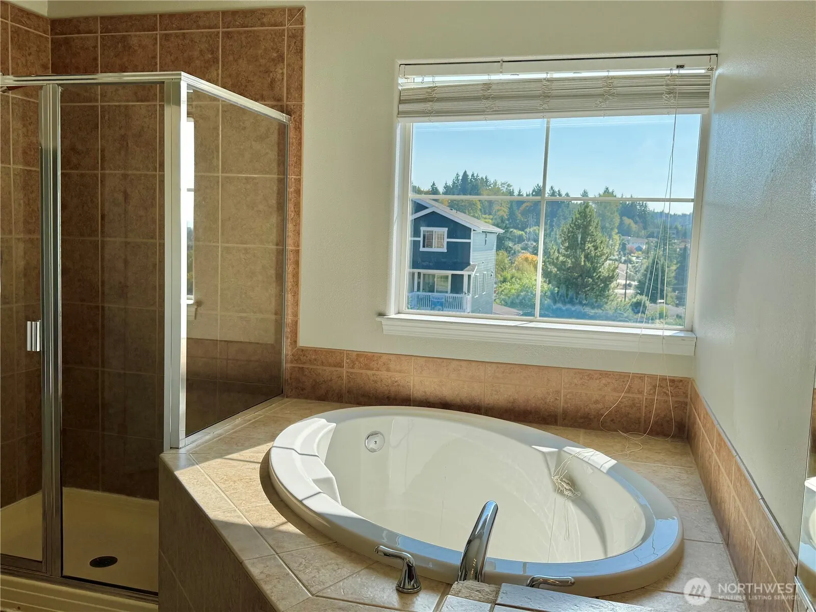 665 Blaine Court NE, Renton, WA 98056