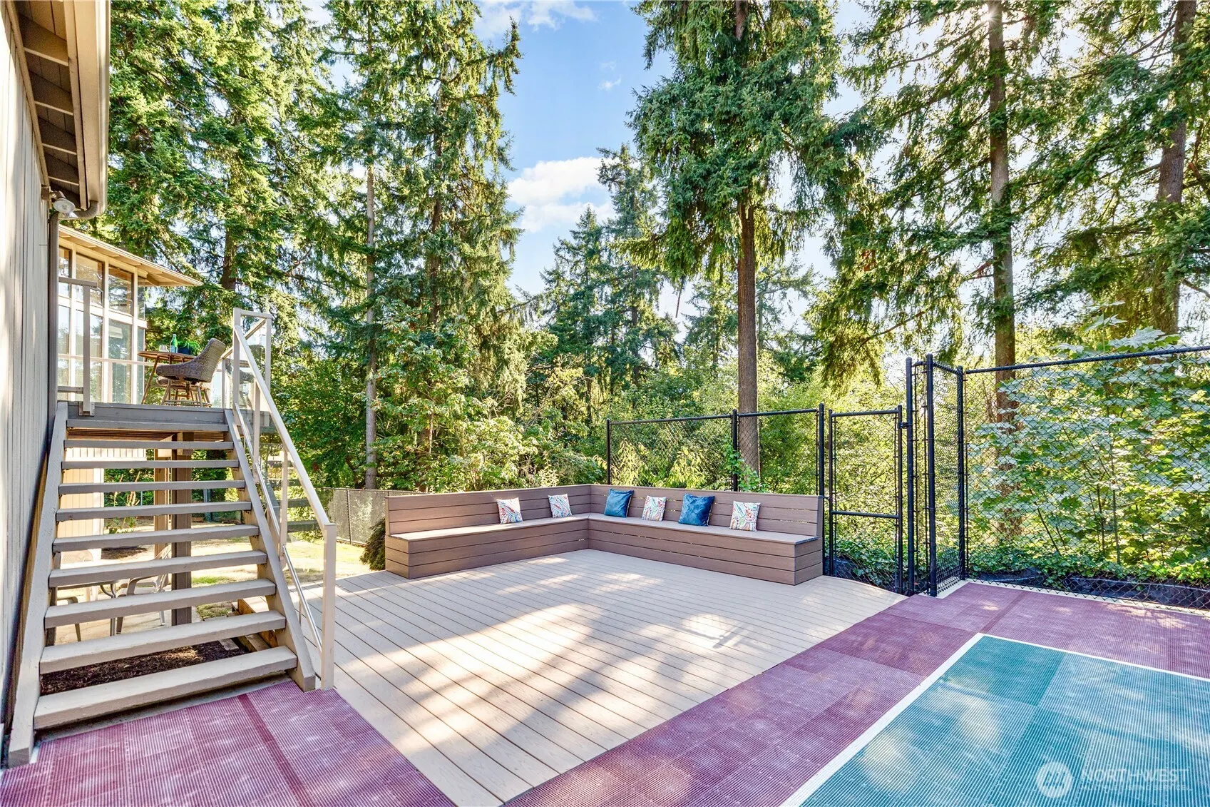 4103 106th Place NE, Kirkland, WA 98033-7922