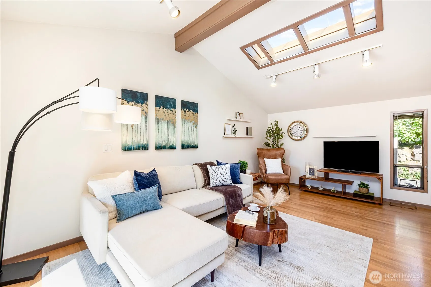 4103 106th Place NE, Kirkland, WA 98033-7922