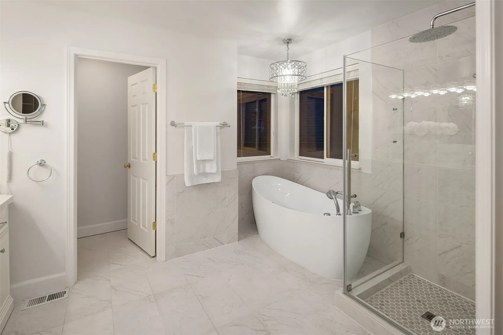 16255 SE 66th St , Bellevue, WA 98006