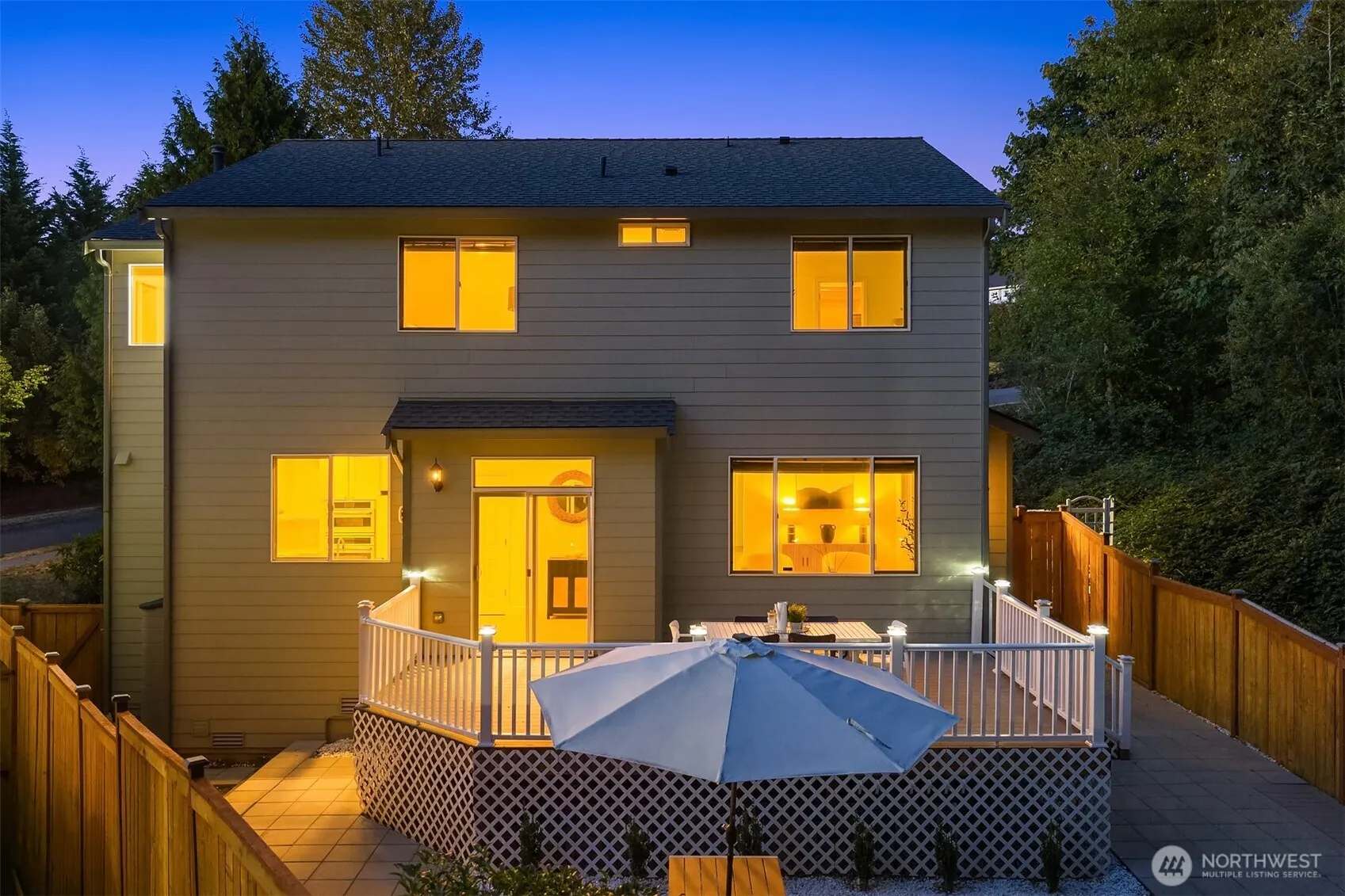 16255 SE 66th St , Bellevue, WA 98006