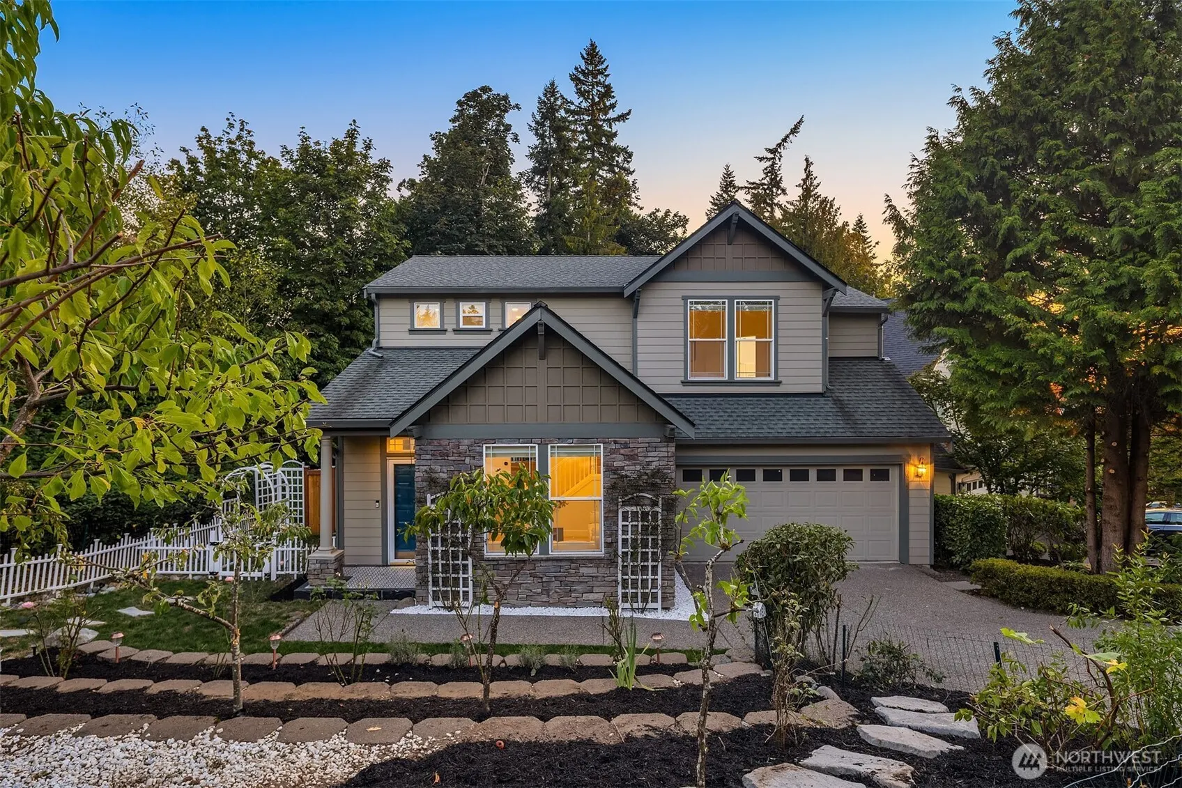 16255 SE 66th St , Bellevue, WA 98006