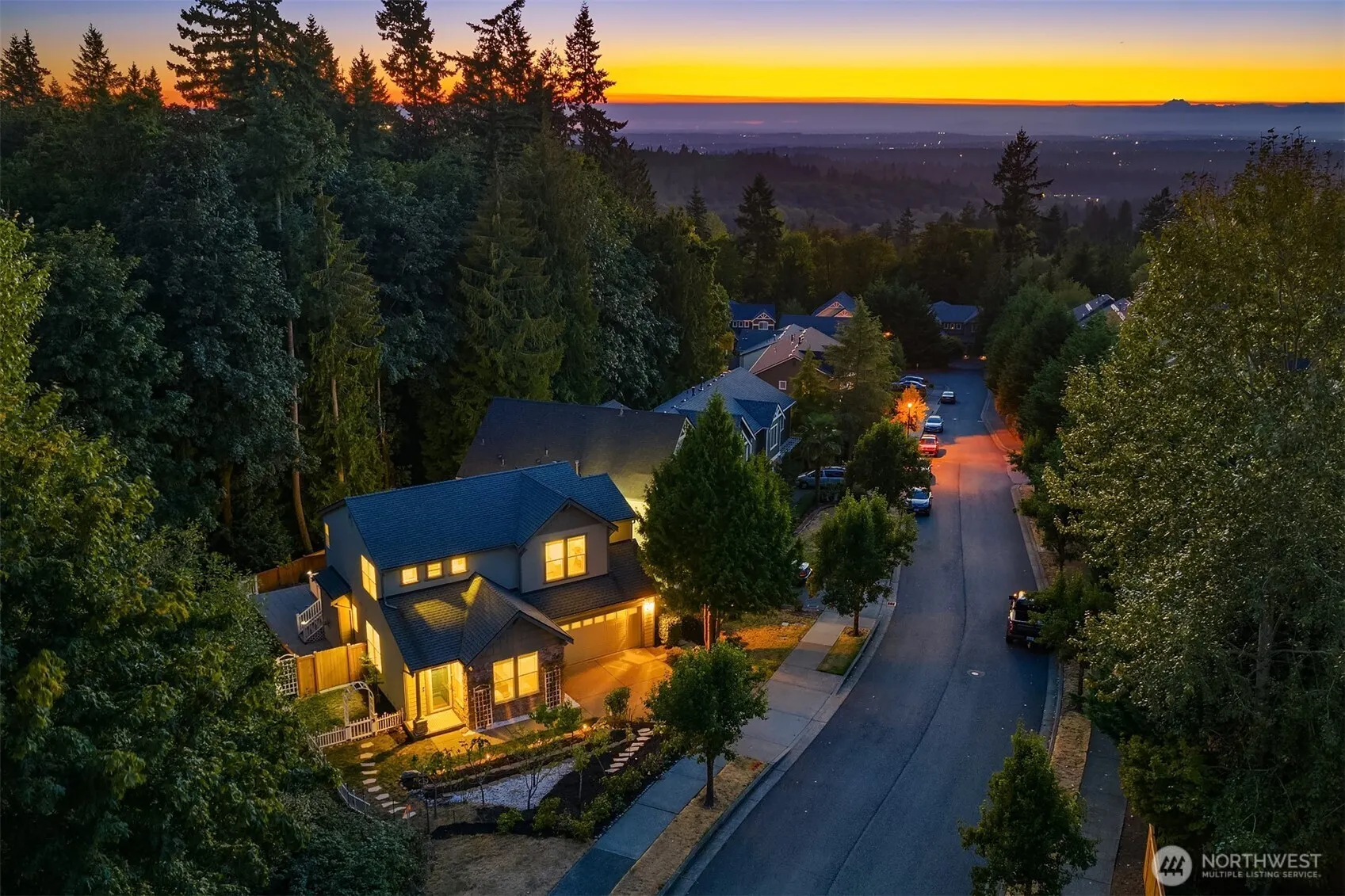 16255 SE 66th St , Bellevue, WA 98006