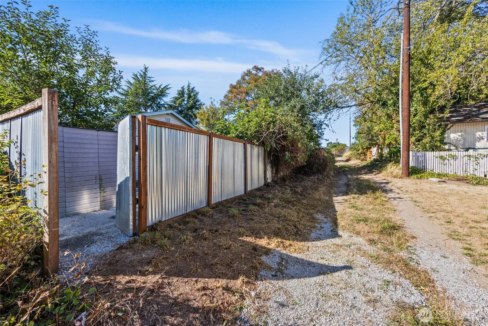 10332 Midvale Avenue N, Seattle, WA 98133