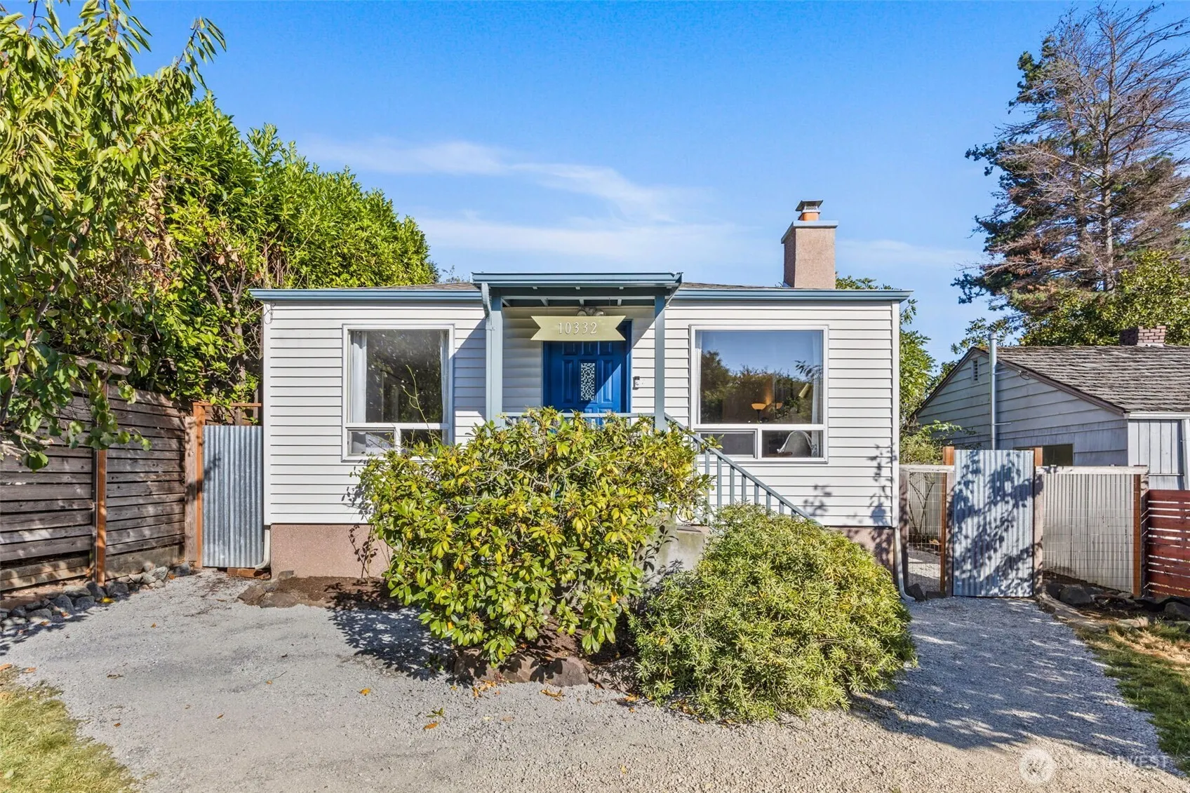 10332 Midvale Avenue N, Seattle, WA 98133