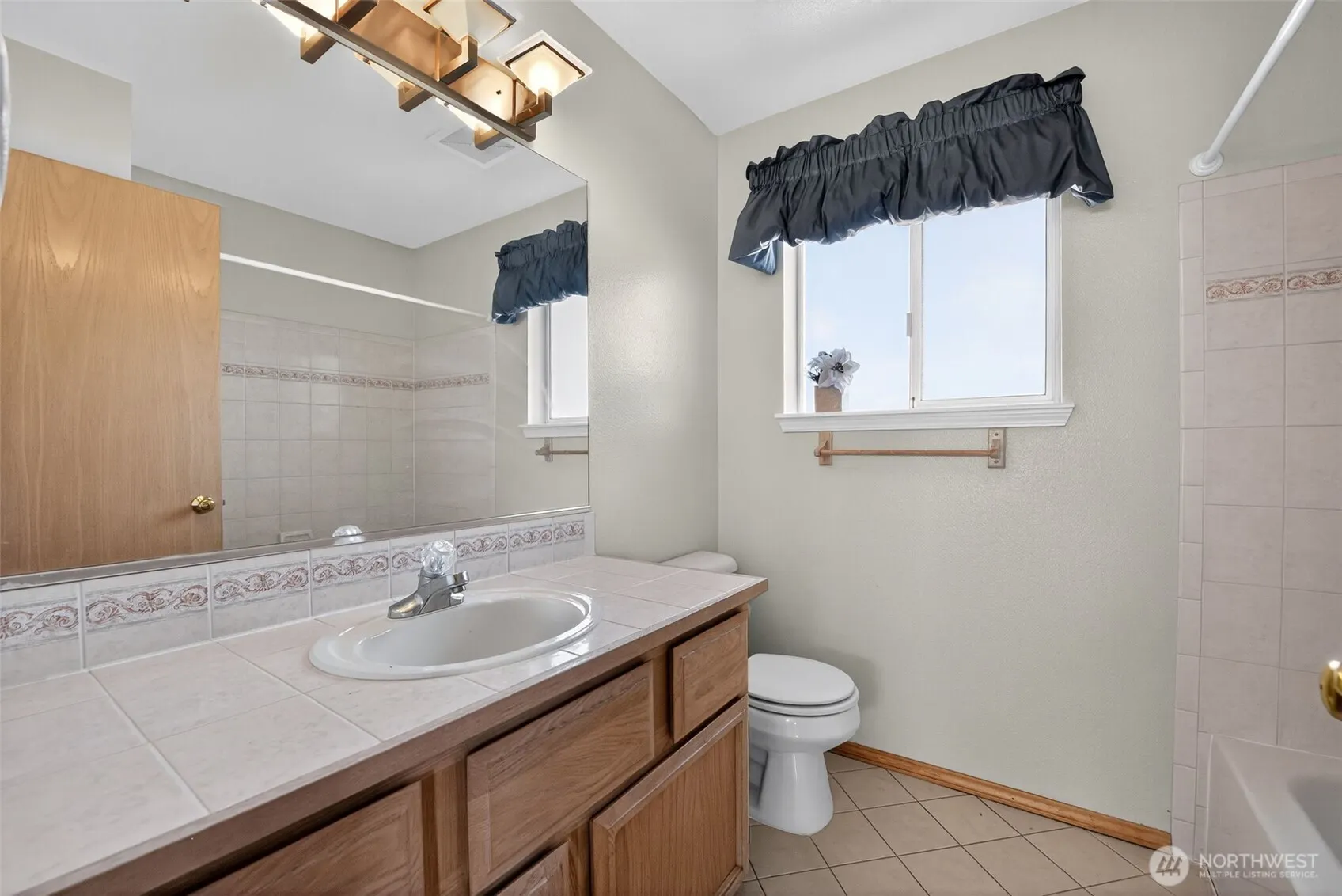 11730 SE 266th Place , Kent, WA 98030