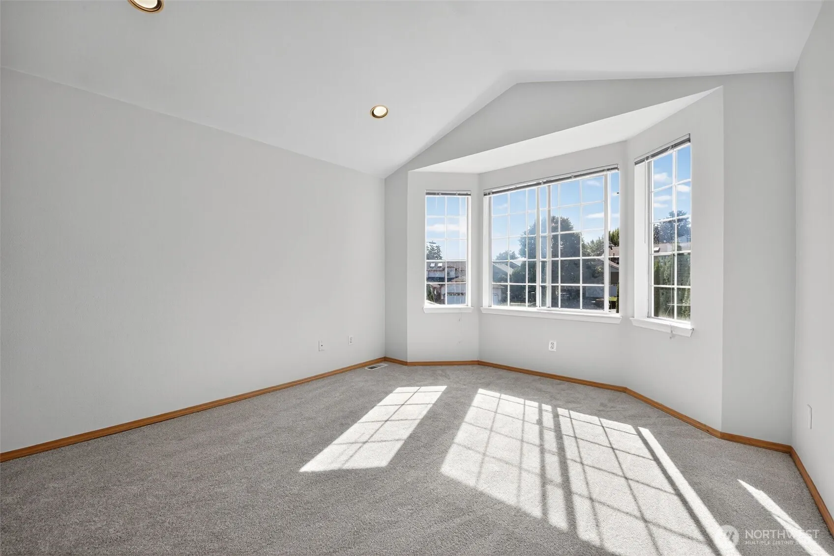 11730 SE 266th Place , Kent, WA 98030