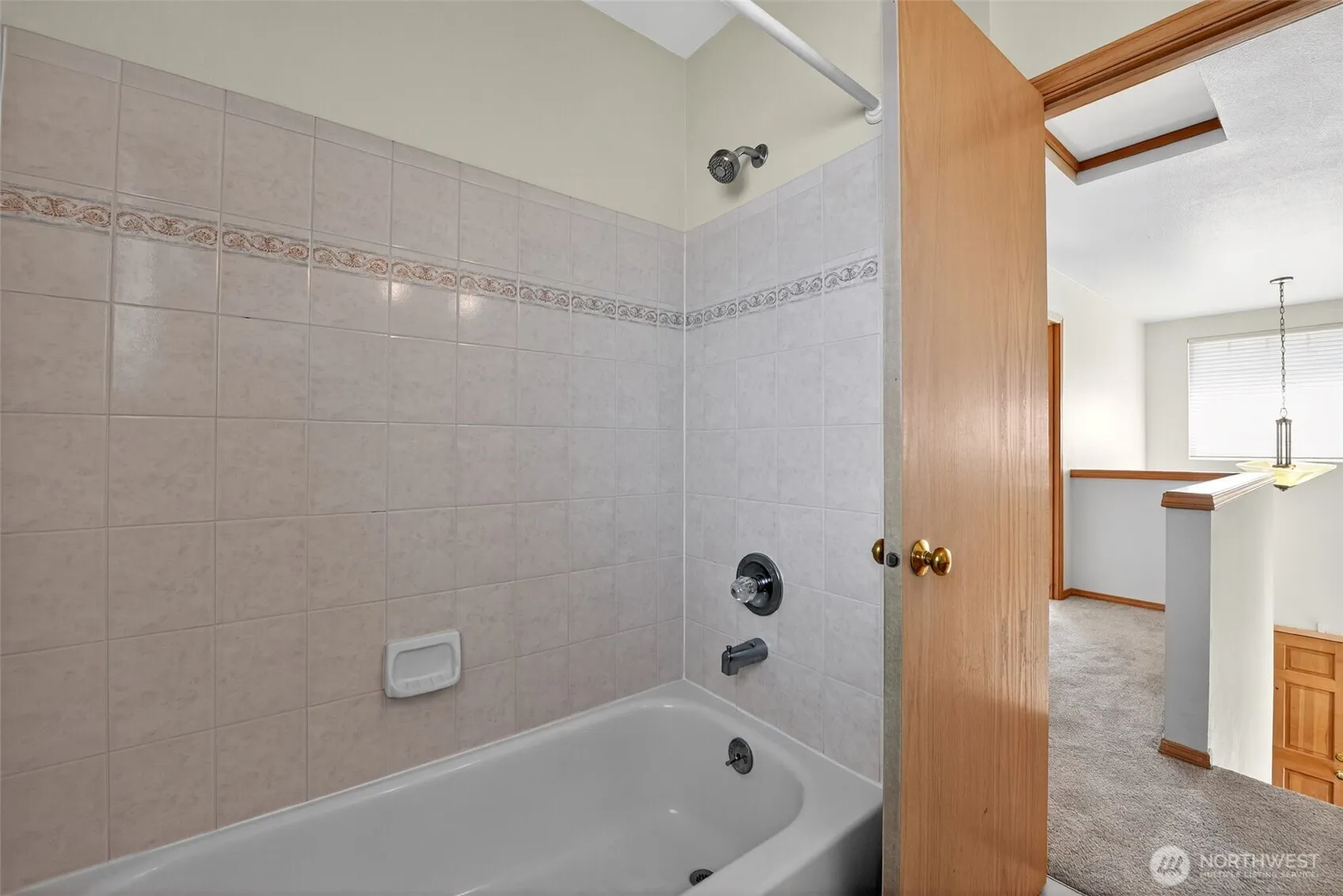 11730 SE 266th Place , Kent, WA 98030