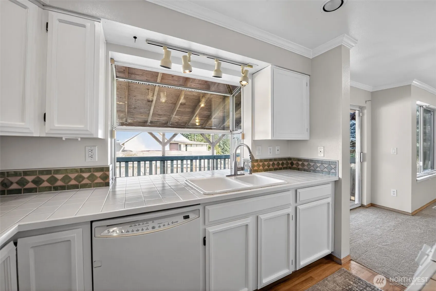 11730 SE 266th Place , Kent, WA 98030