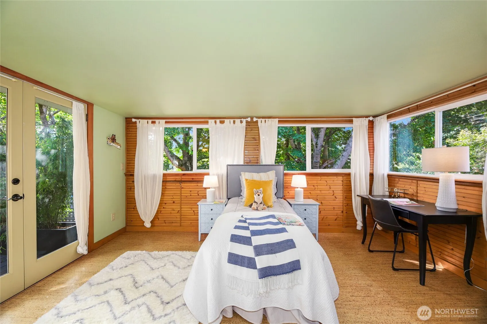 5435 45th Avenue SW, Seattle, WA 98136