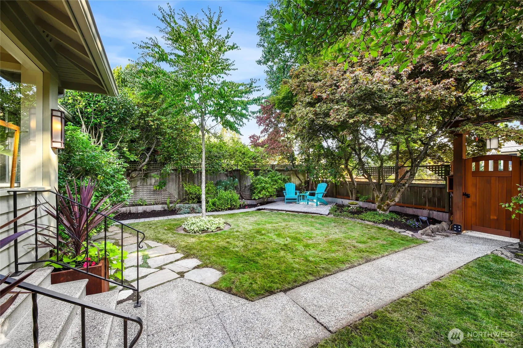 5435 45th Avenue SW, Seattle, WA 98136