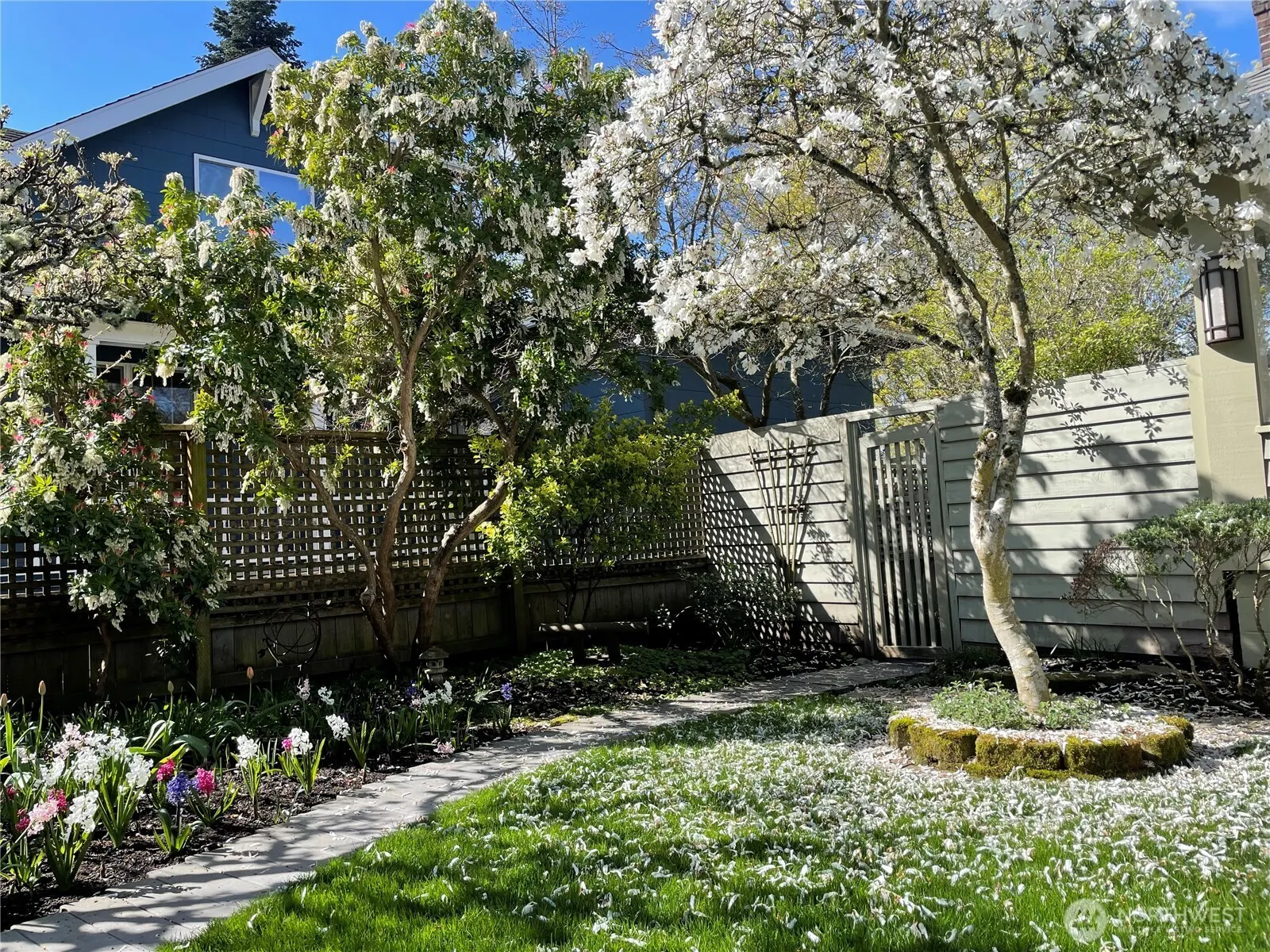5435 45th Avenue SW, Seattle, WA 98136