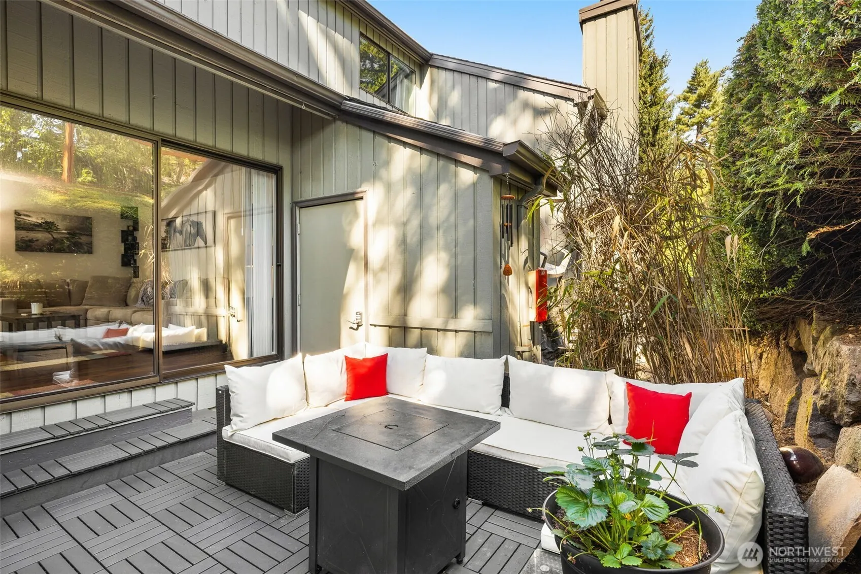3400 108th Place NE #2, Bellevue, WA 98004
