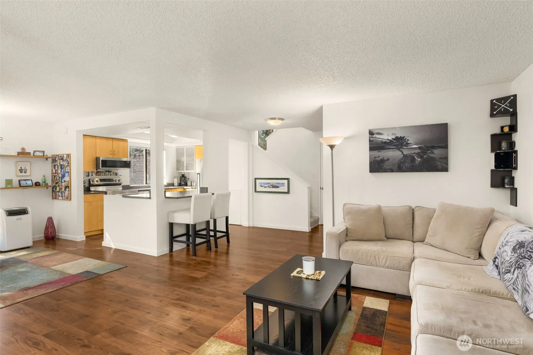 3400 108th Place NE #2, Bellevue, WA 98004
