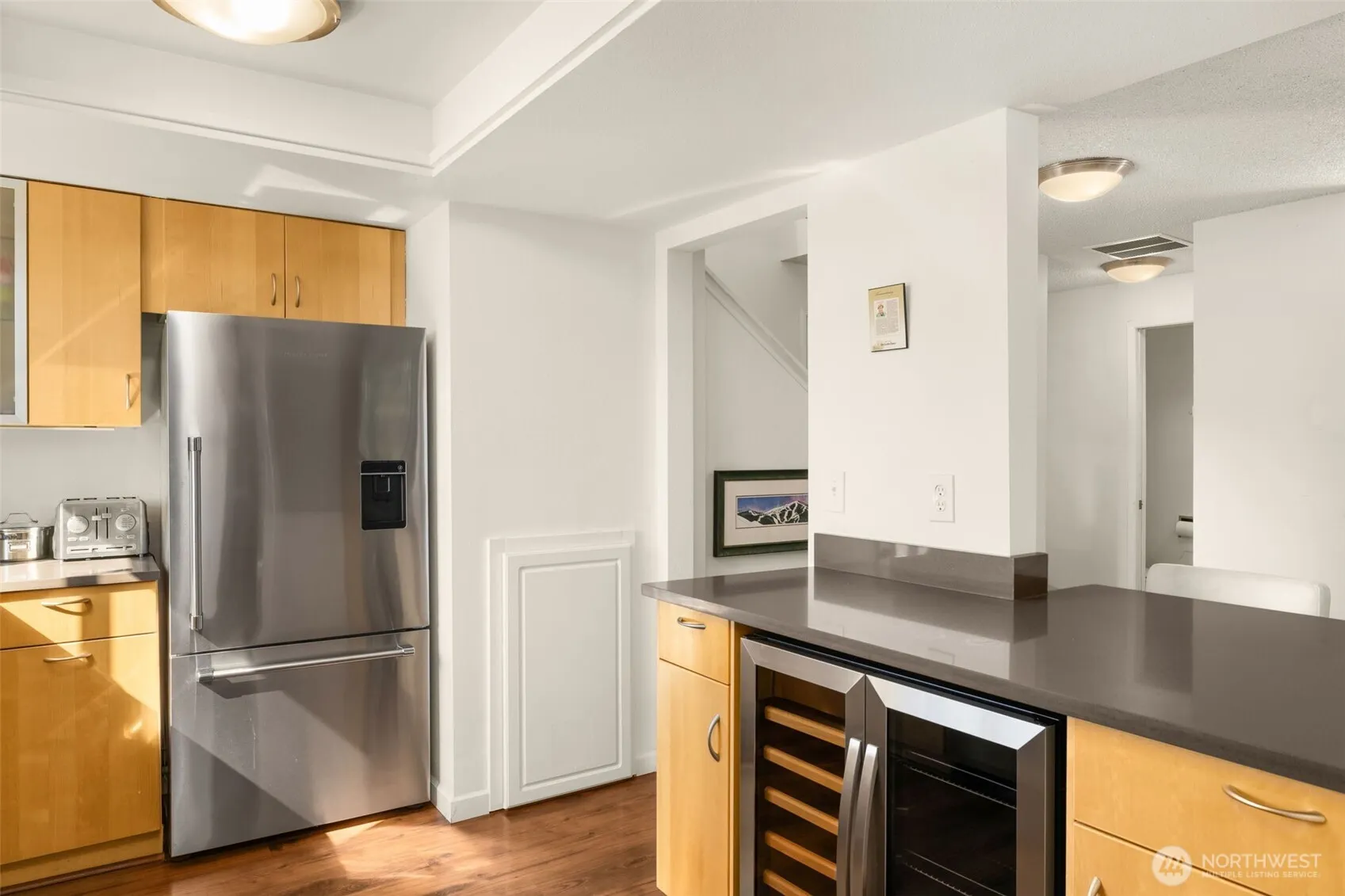 3400 108th Place NE #2, Bellevue, WA 98004