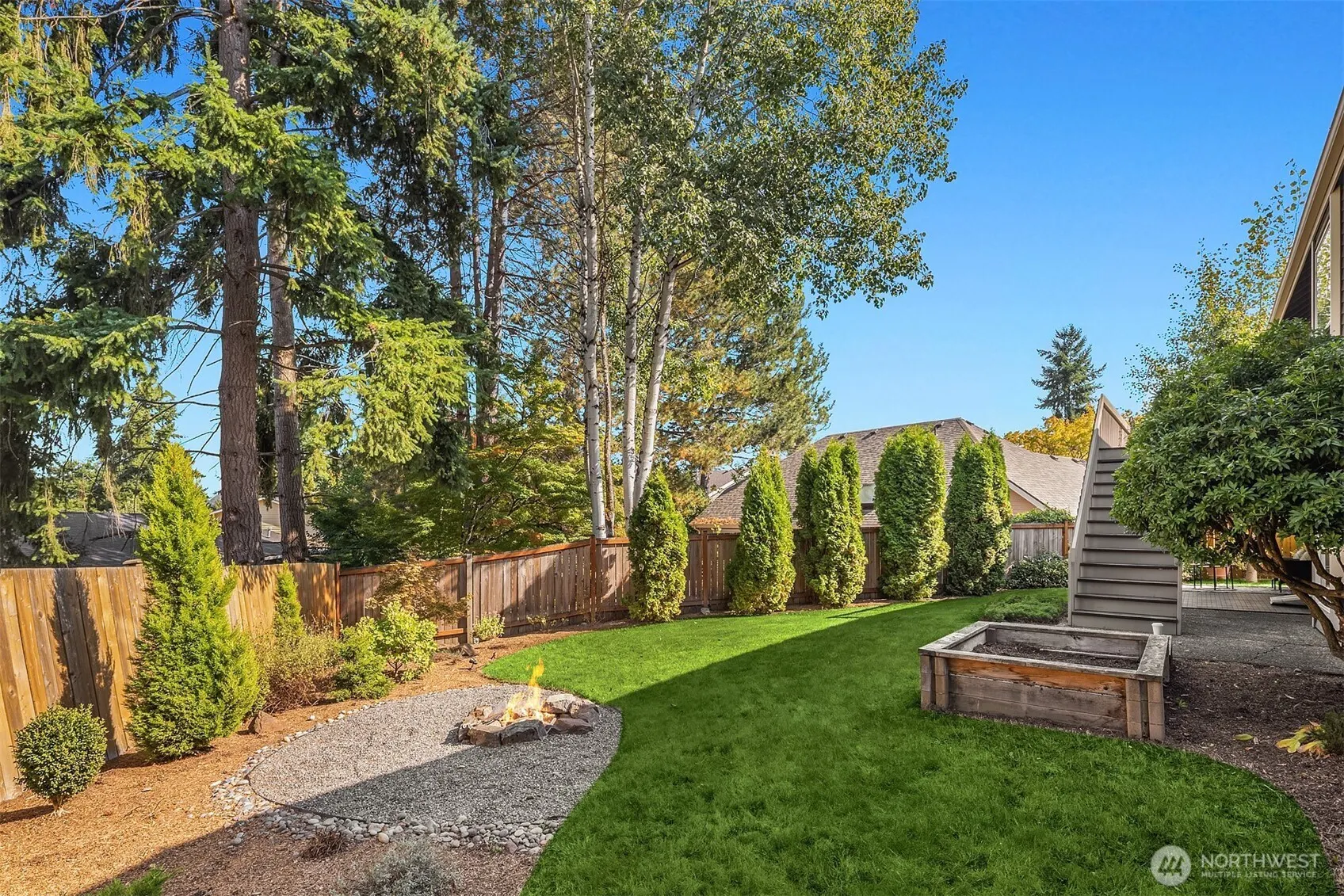 17102 NE 37th Place , Bellevue, WA 98008