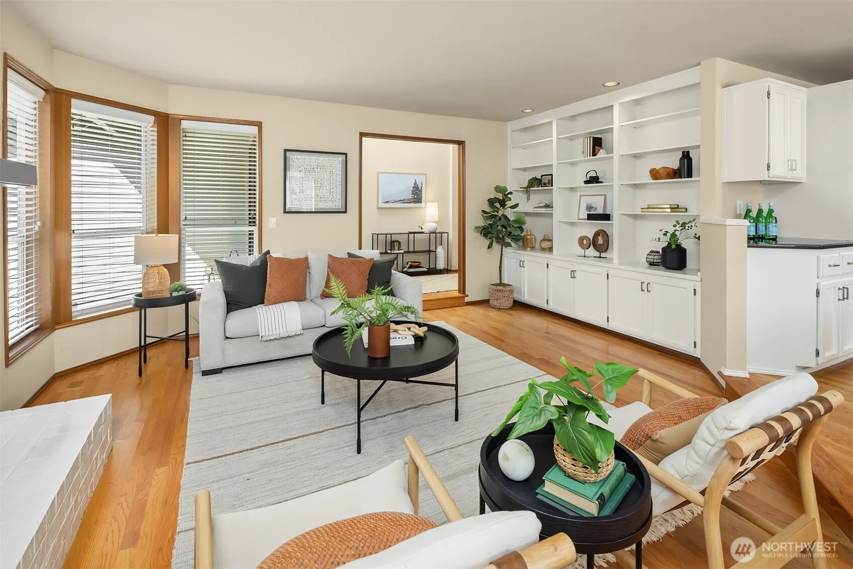 17102 NE 37th Place , Bellevue, WA 98008