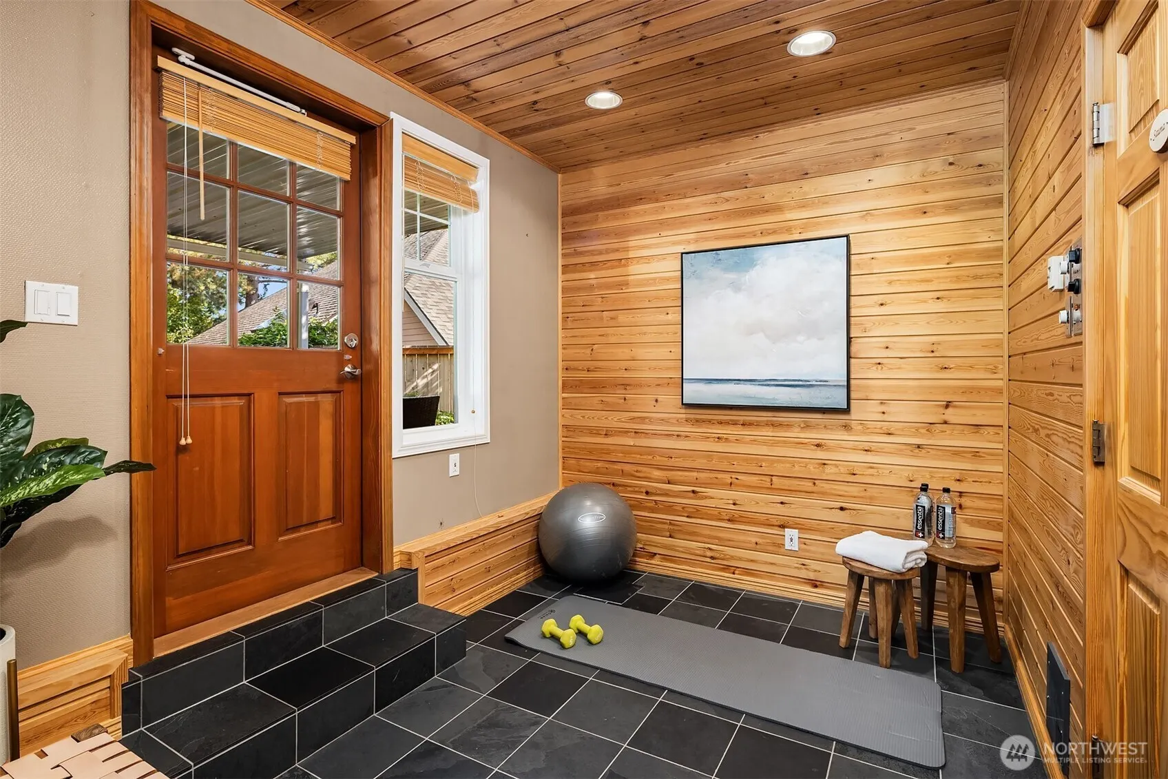 17102 NE 37th Place , Bellevue, WA 98008