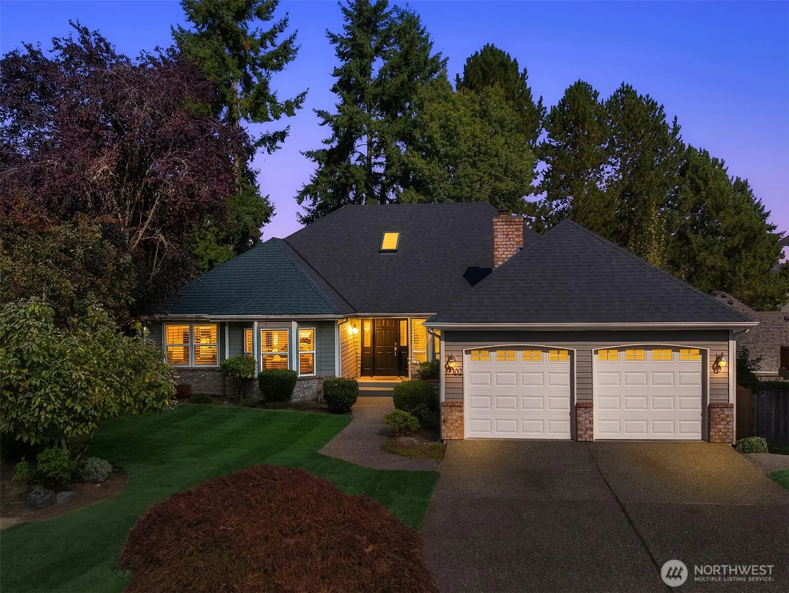 17102 NE 37th Place , Bellevue, WA 98008