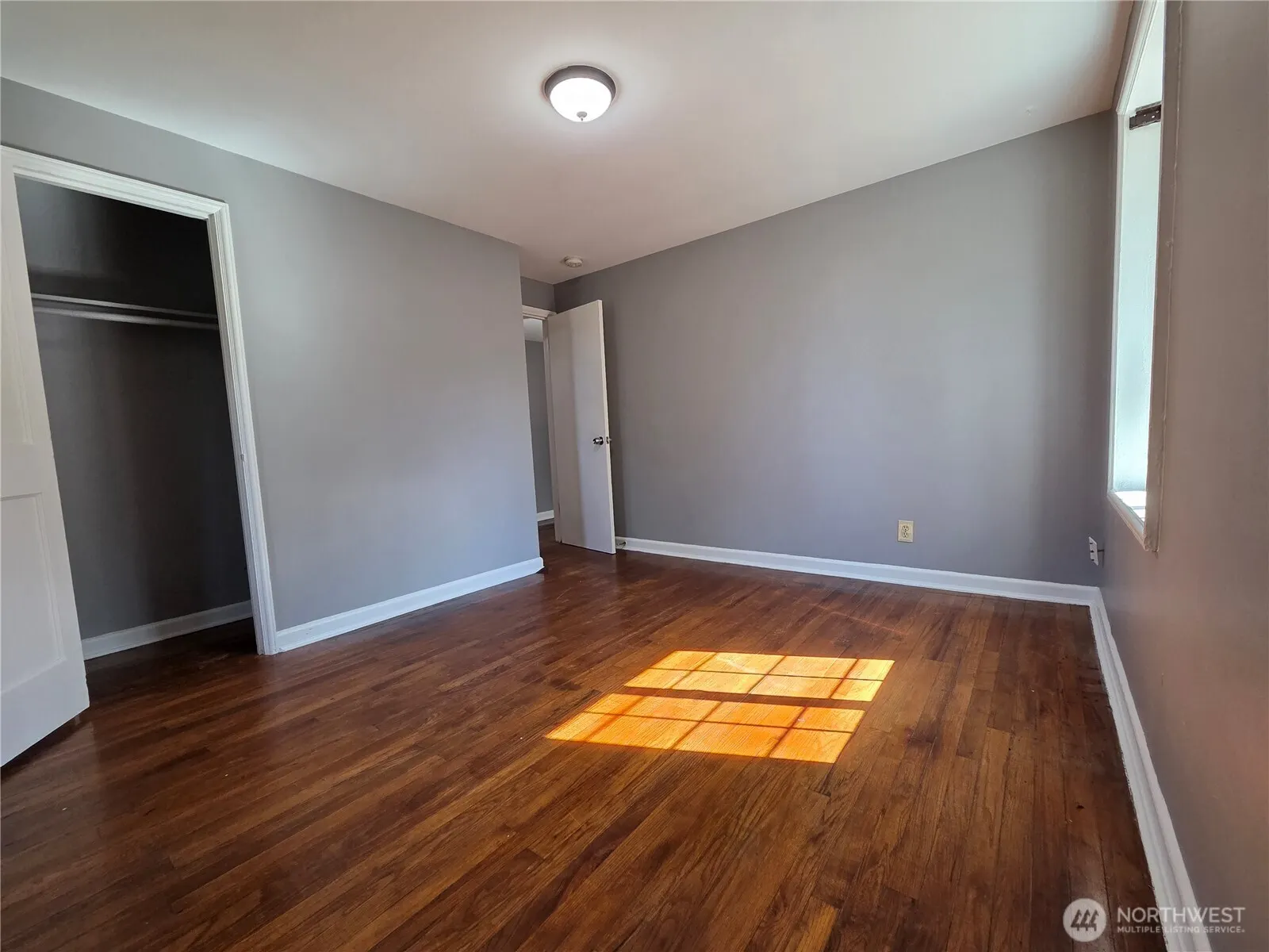 10603 12th Avenue SW, Seattle, WA 98146