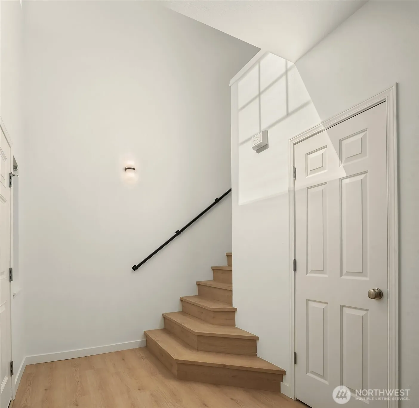 200 S 48th Street ##E, Renton, WA 98055