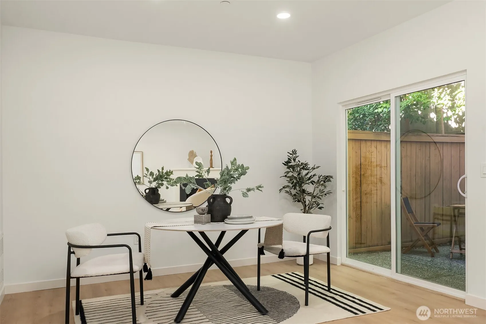 200 S 48th Street ##E, Renton, WA 98055