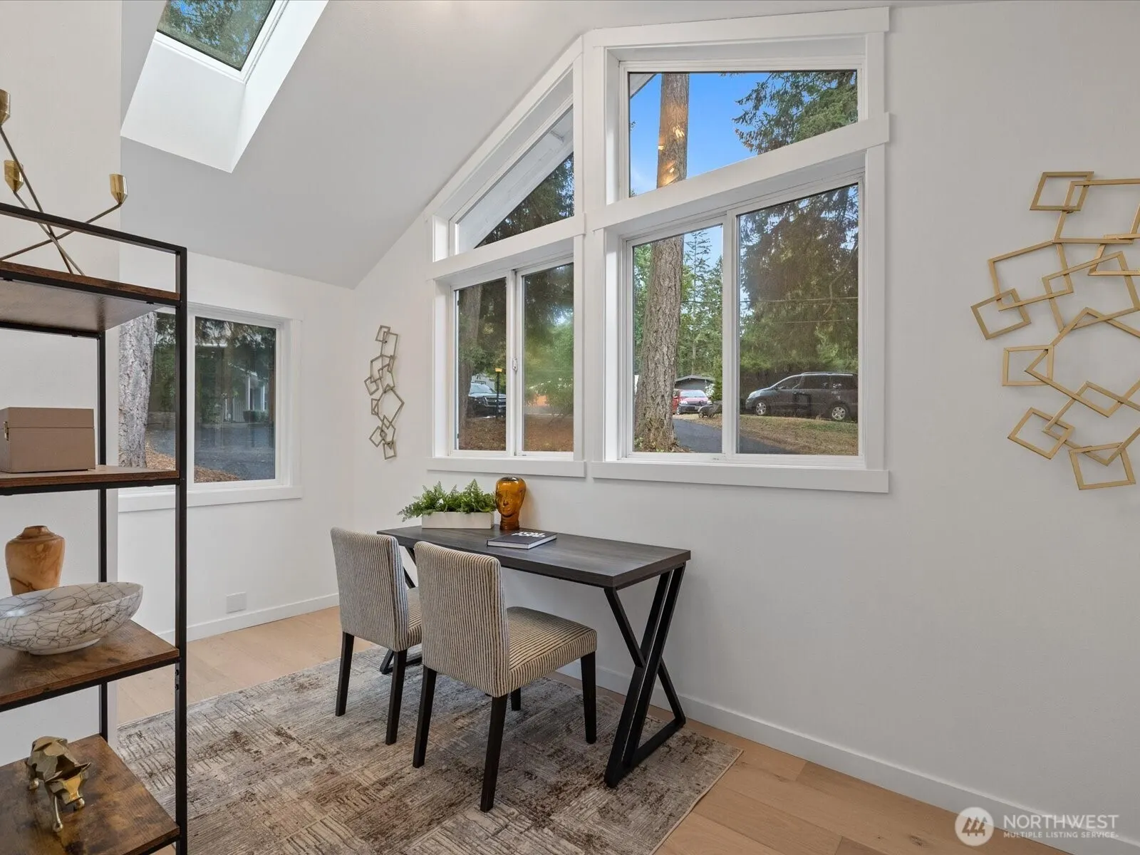 14244 NE 80th Place , Redmond, WA 98052