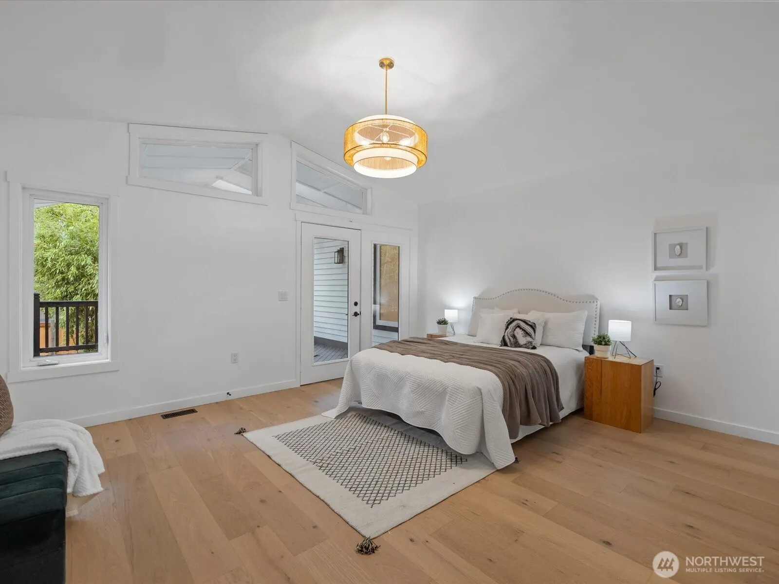 14244 NE 80th Place , Redmond, WA 98052