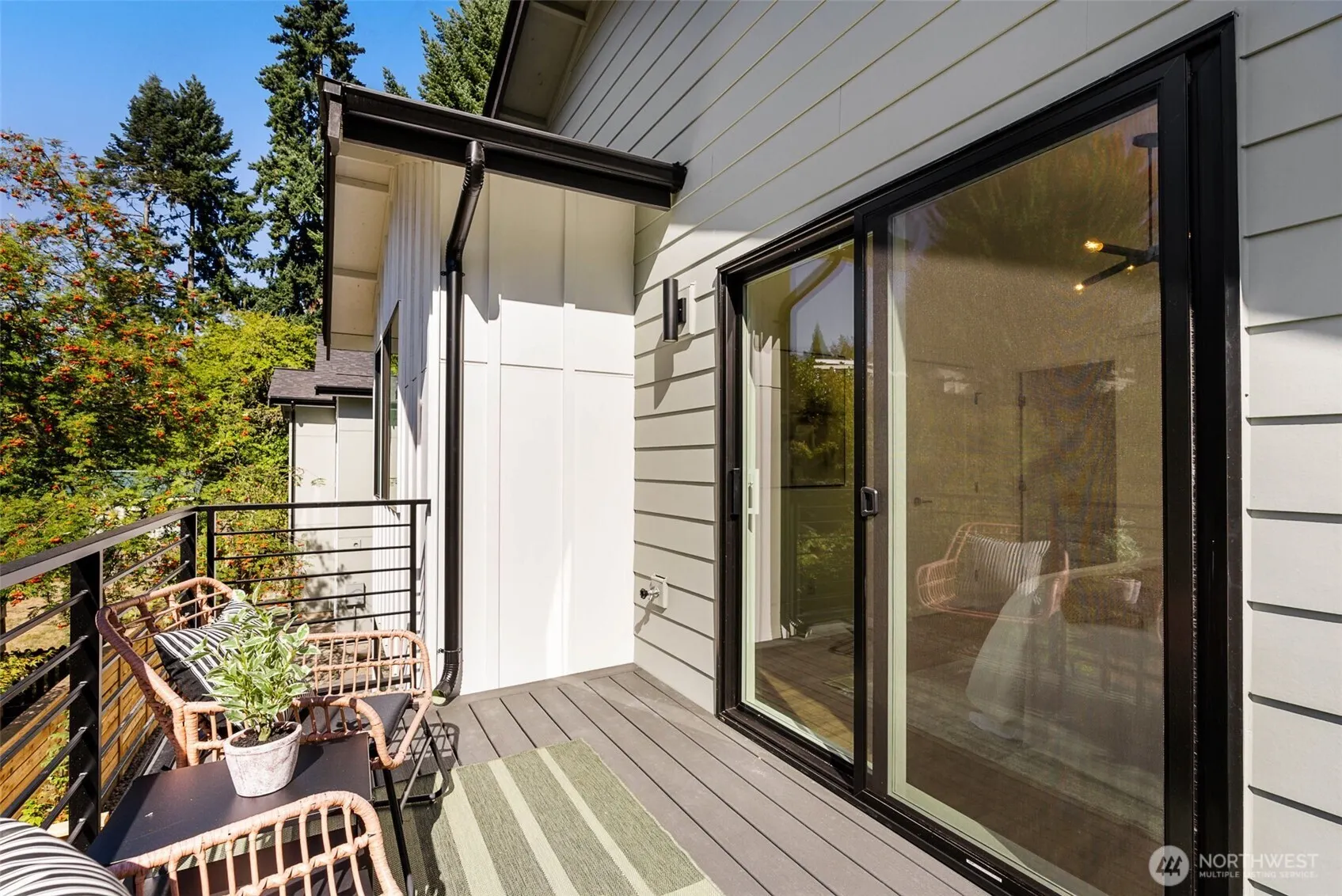 7337 21st Avenue NE, Seattle, WA 98115