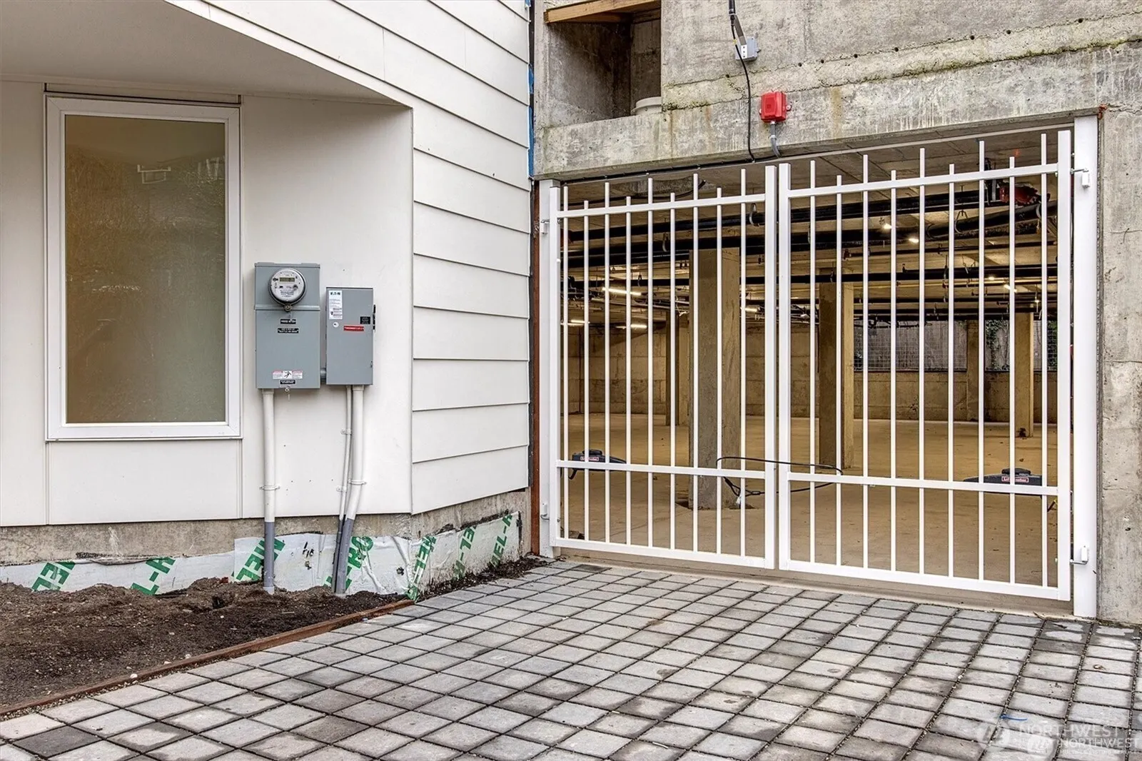 631 13th Avenue E, Seattle, WA 98102