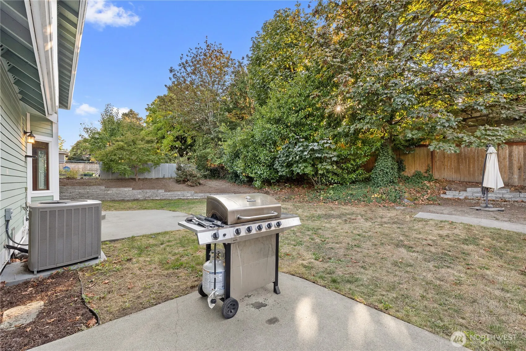 9301 53rd Avenue S, Seattle, WA 98118