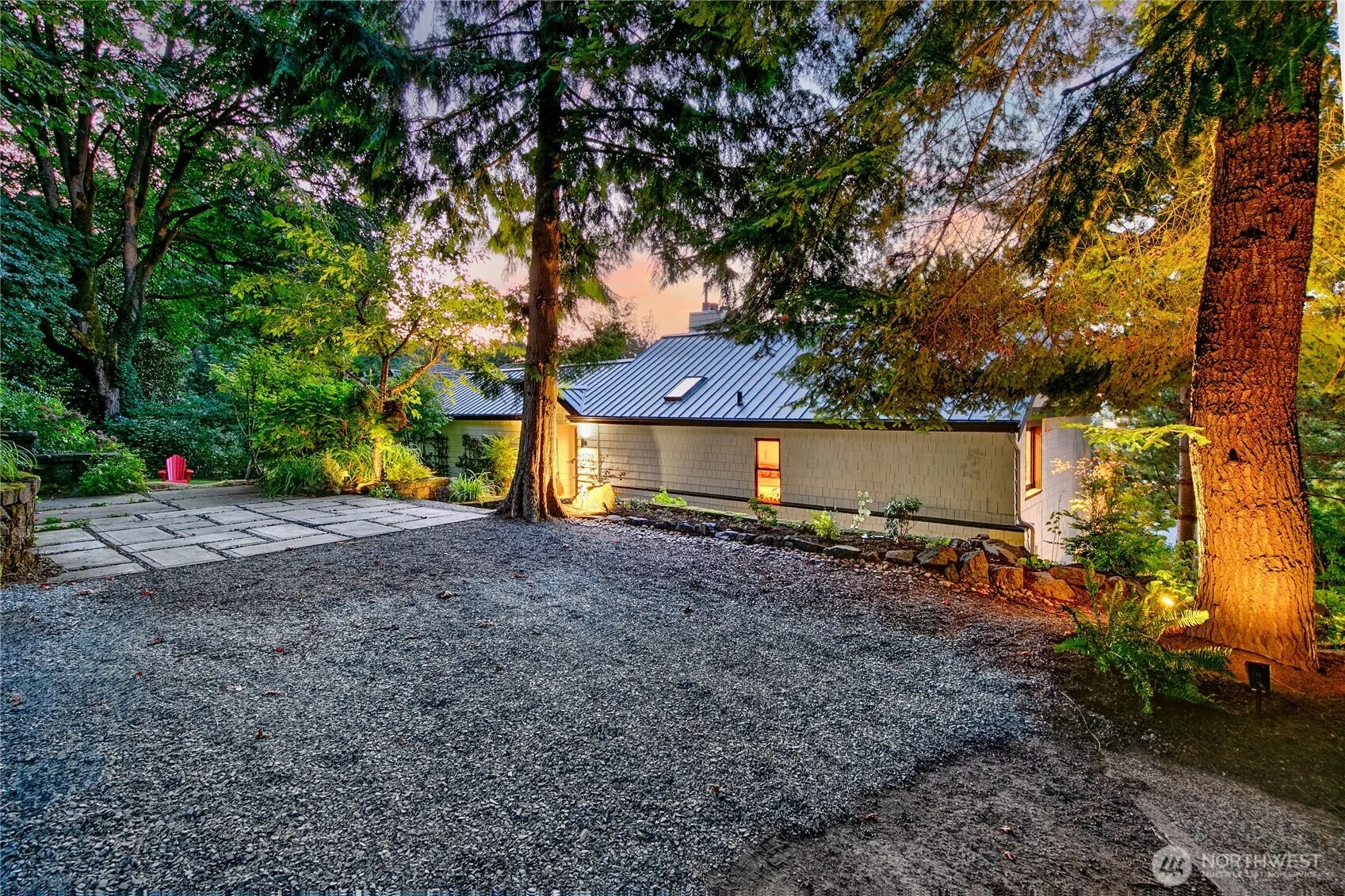 1522 E Interlaken Boulevard , Seattle, WA 98112